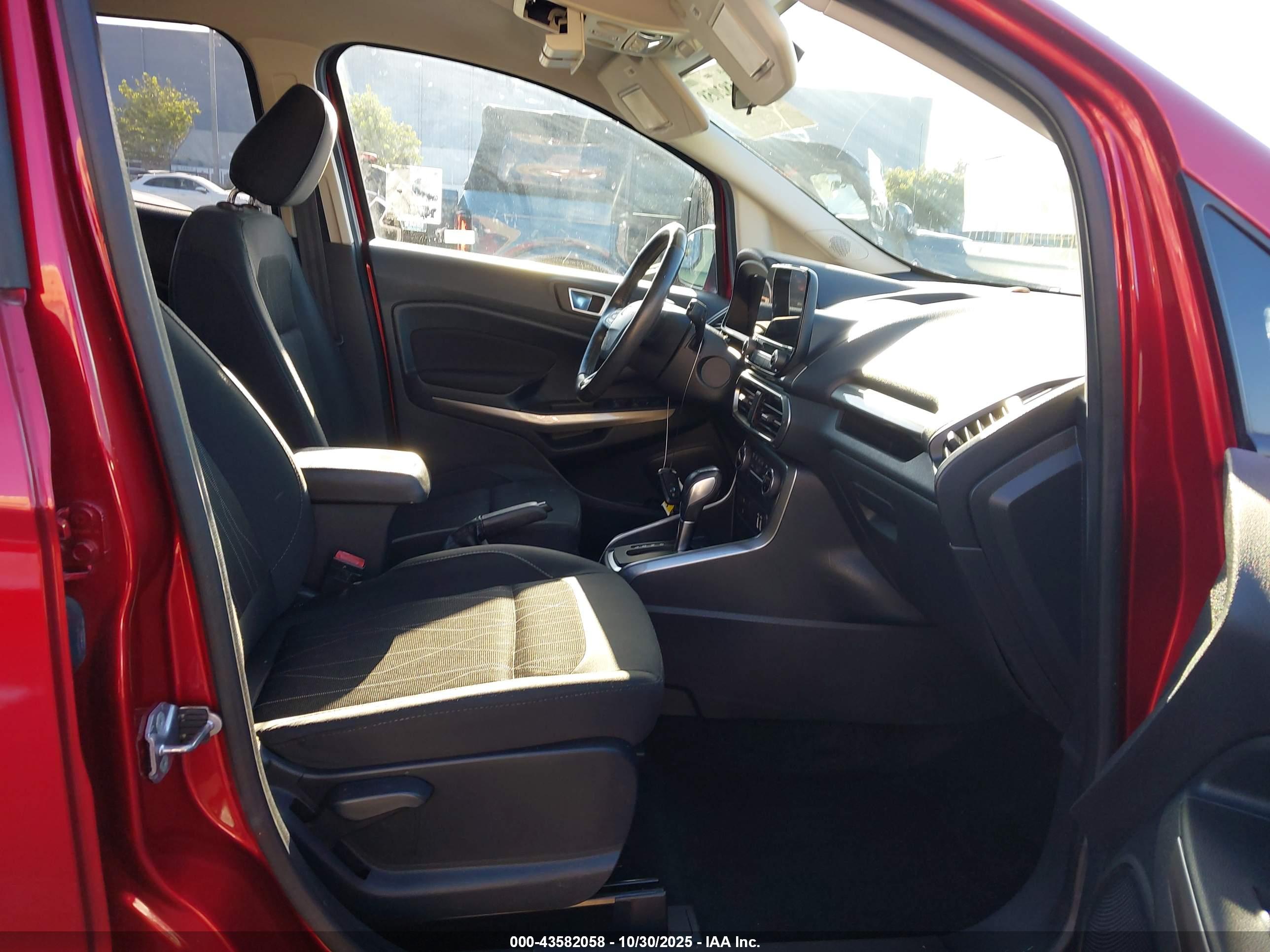 FORD ECOSPORT image 5