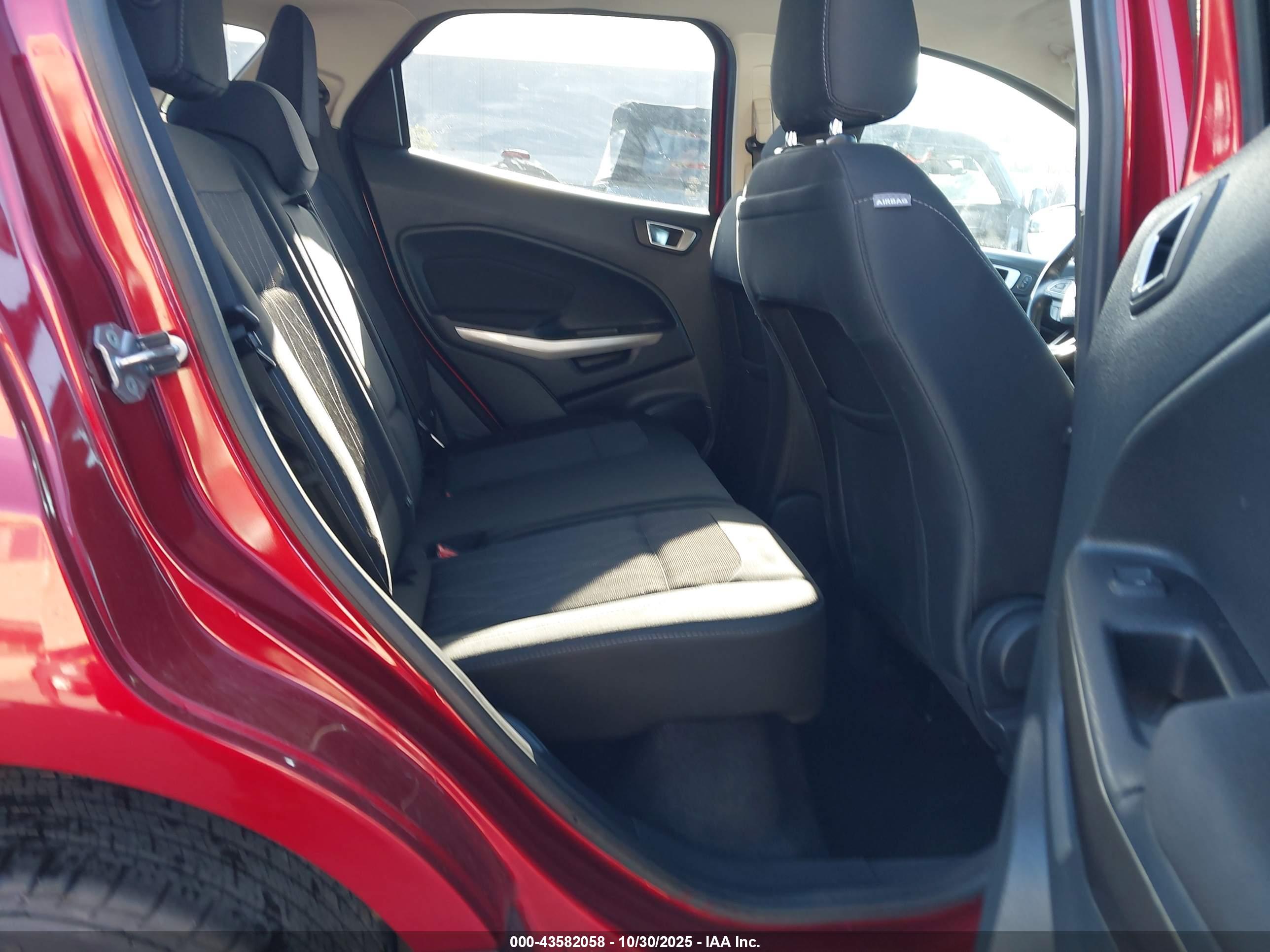 FORD ECOSPORT image 8