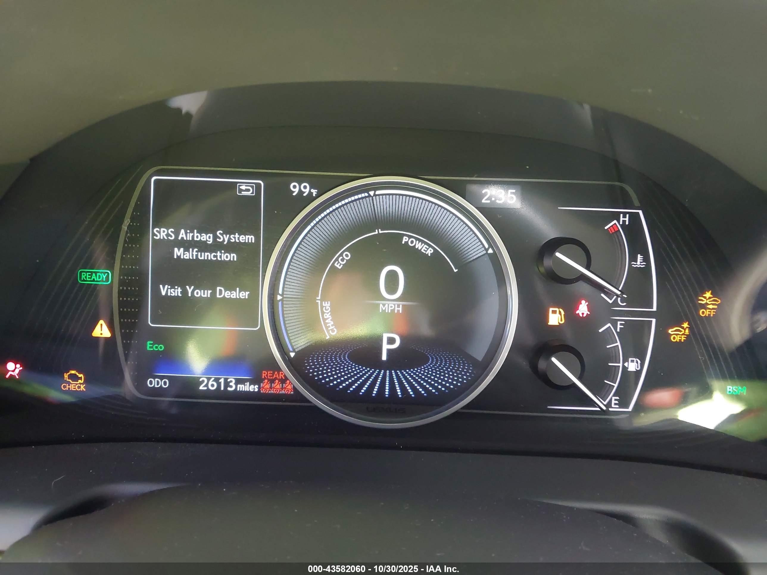 LEXUS ES image 7