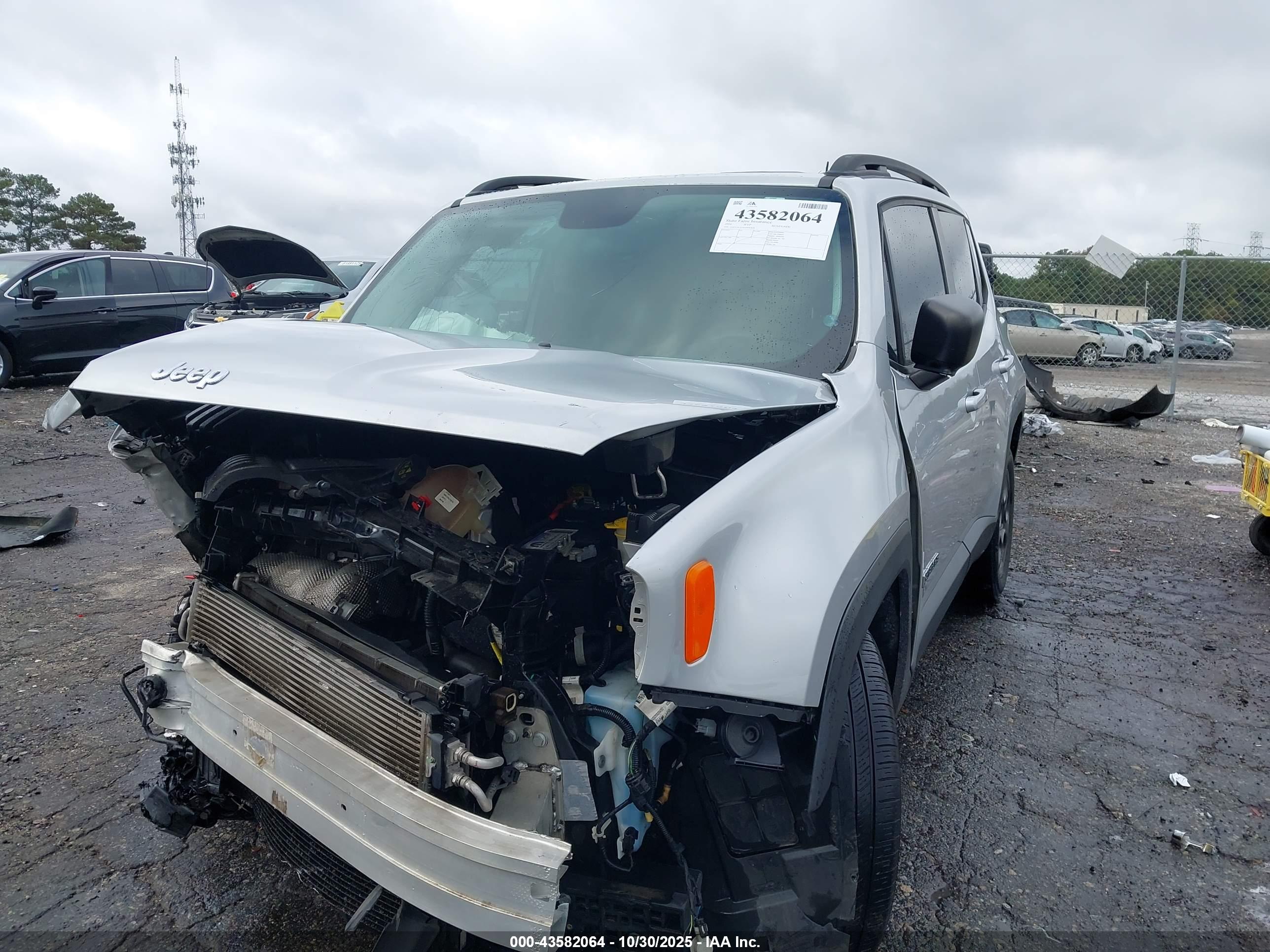 JEEP RENEGADE image 6