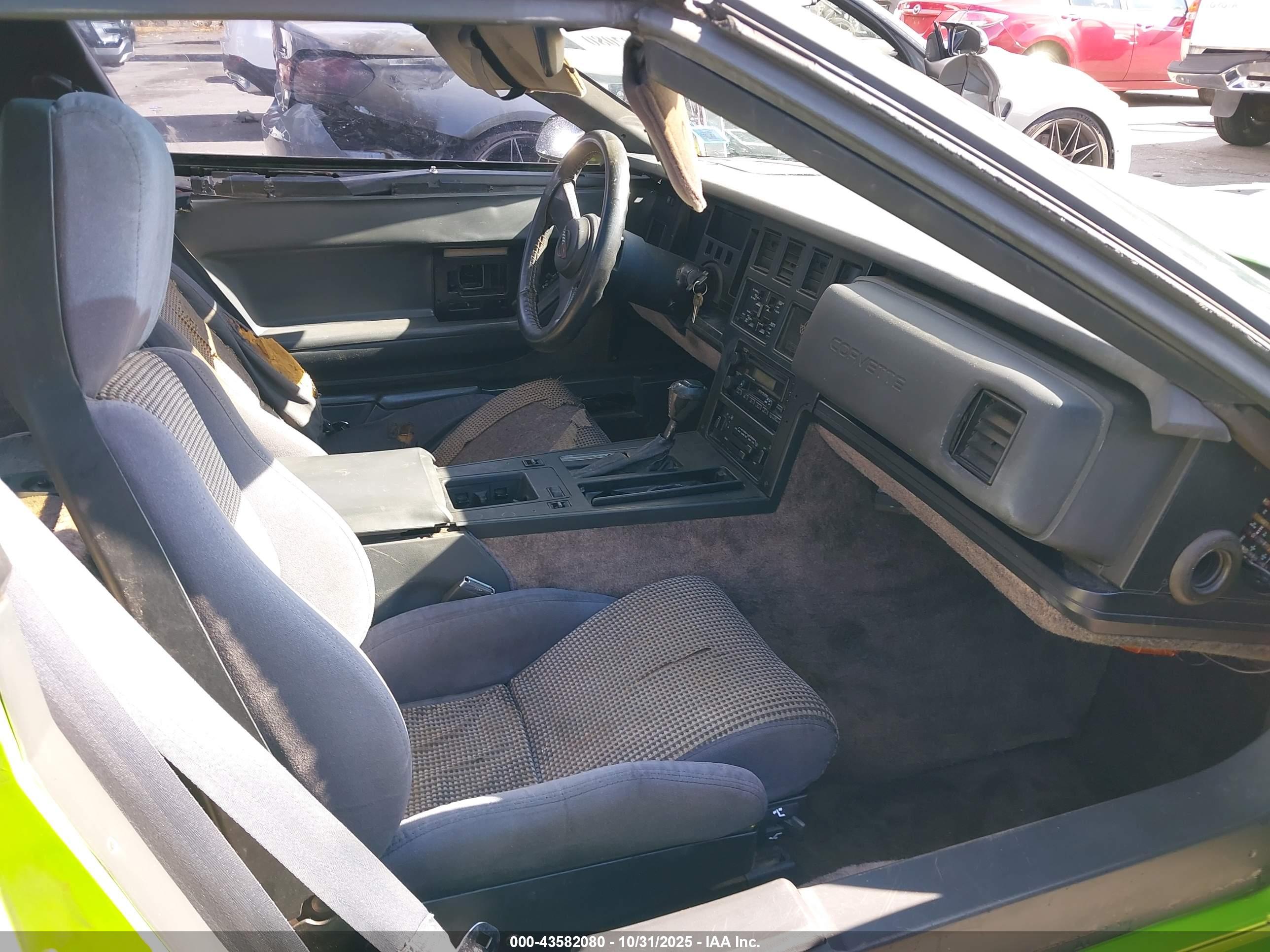 CHEVROLET CORVETTE image 5