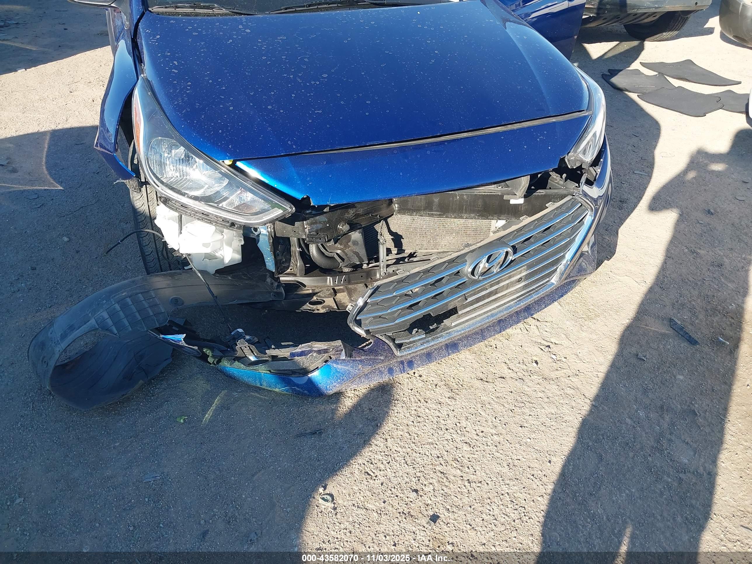 HYUNDAI ACCENT image 6