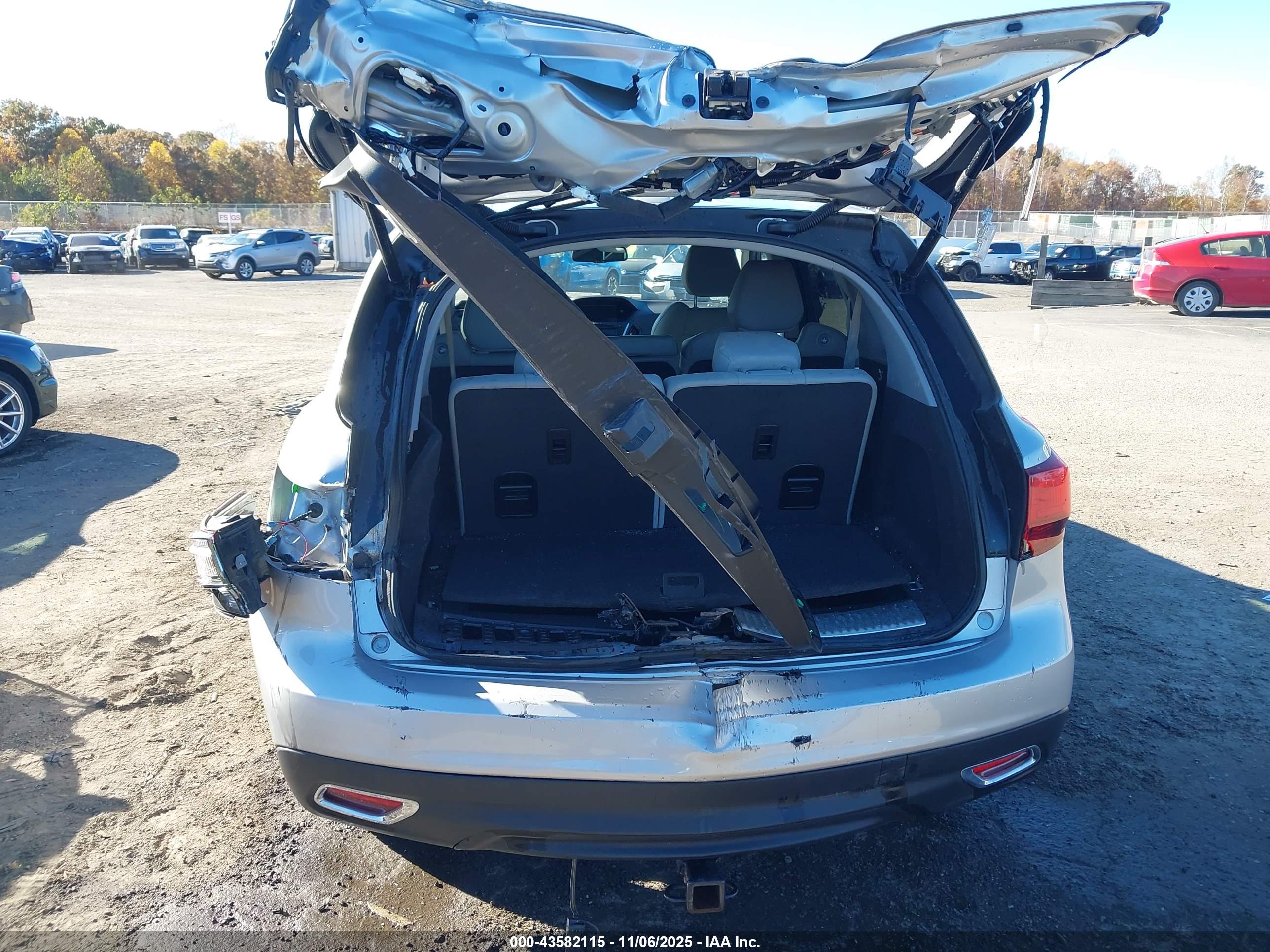 ACURA MDX image 6