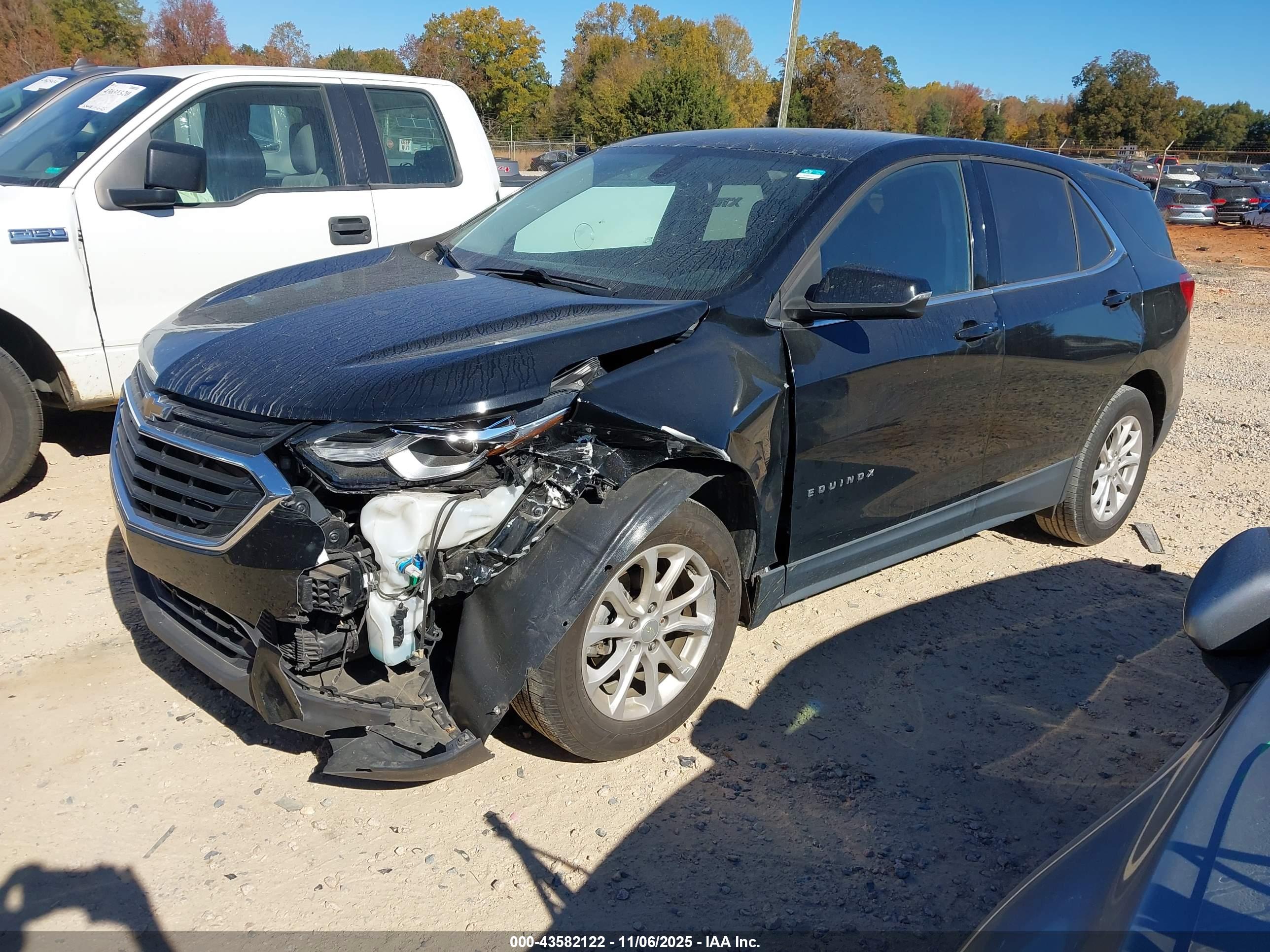CHEVROLET EQUINOX image 2
