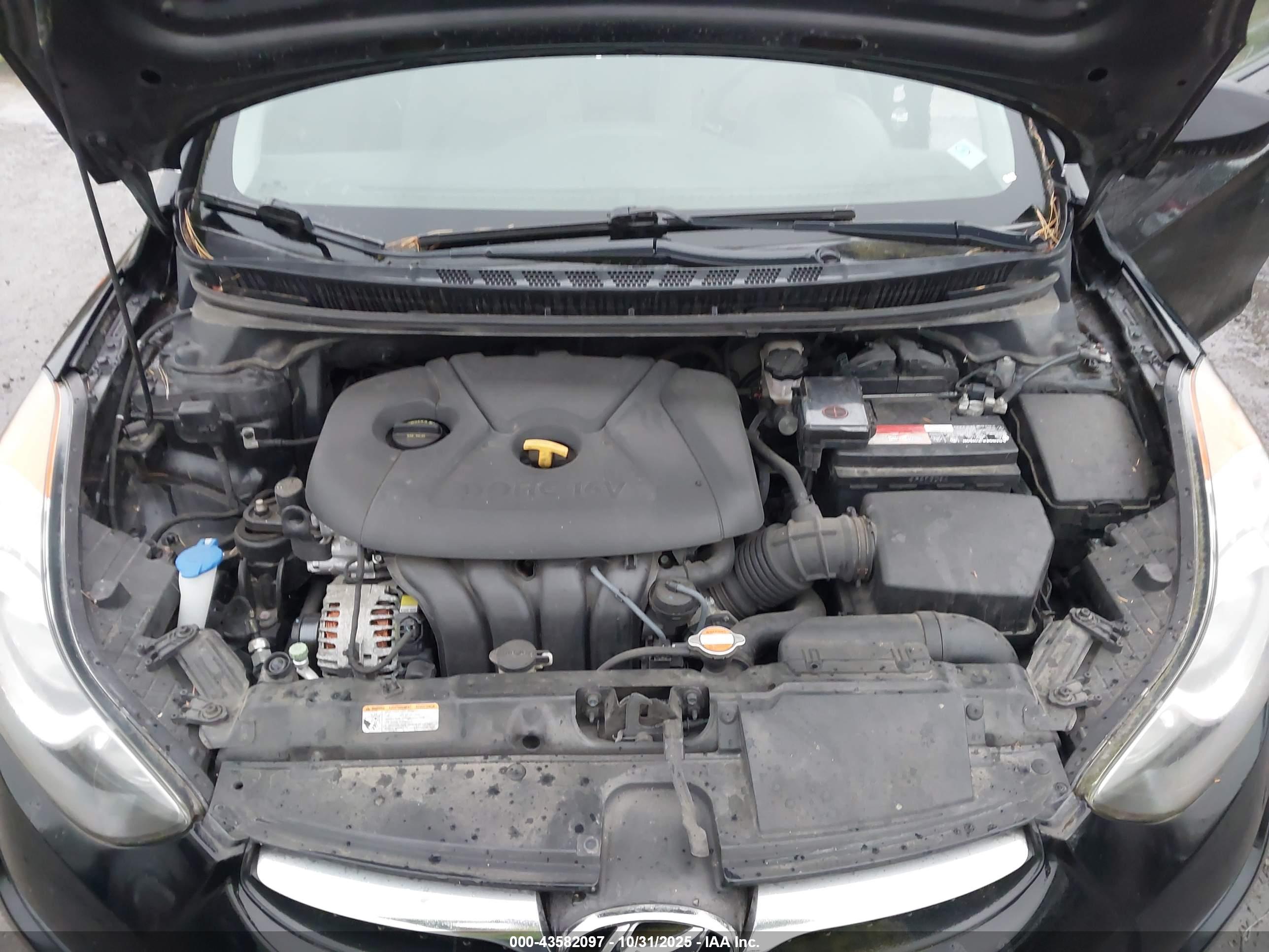 HYUNDAI ELANTRA image 10