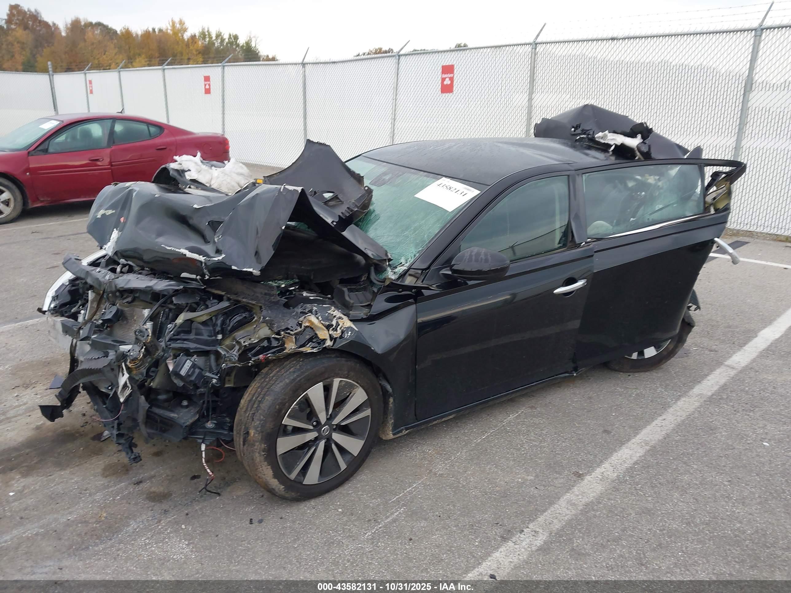 NISSAN ALTIMA image 2