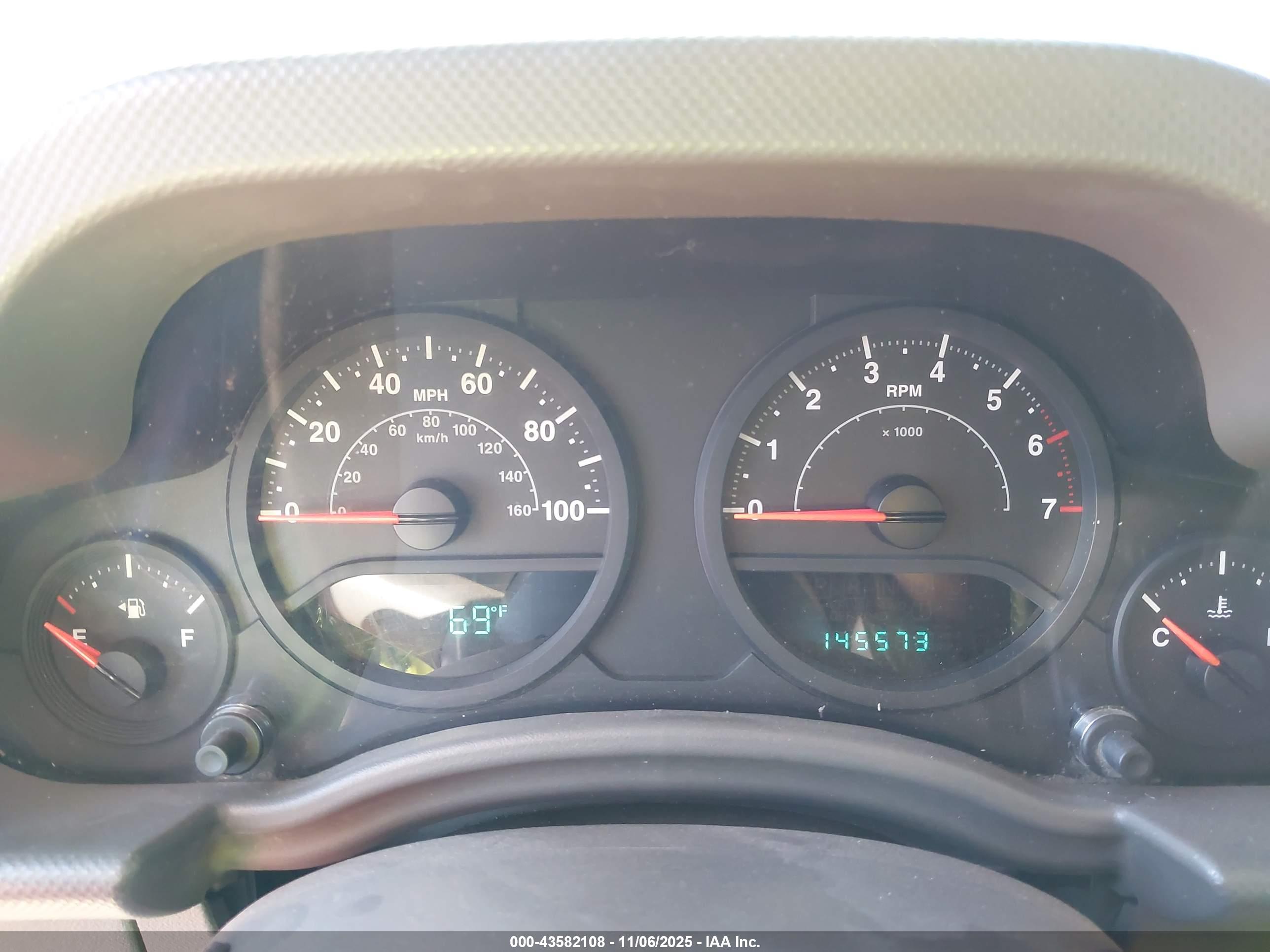 JEEP WRANGLER image 7