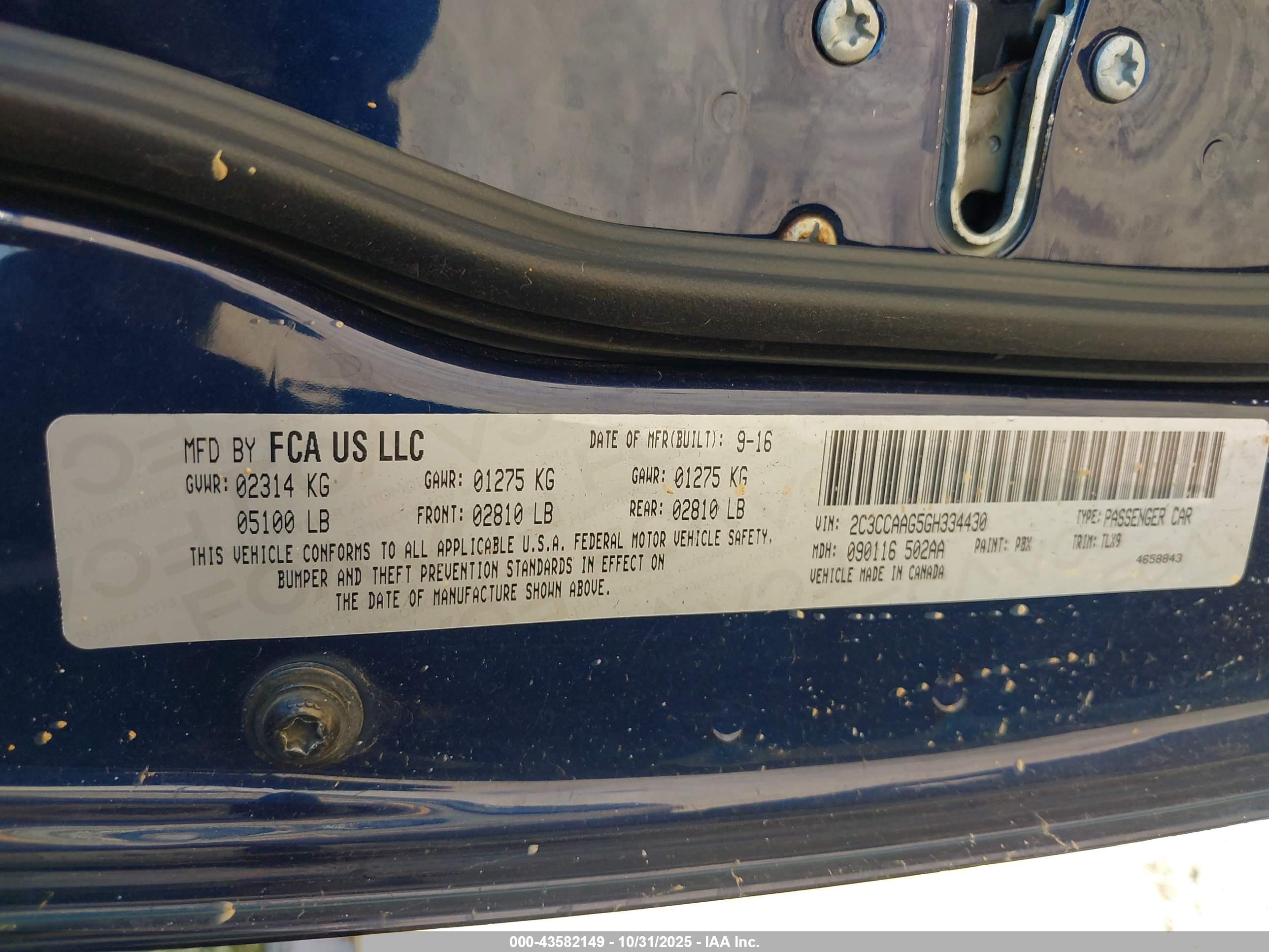 CHRYSLER 300 image 9