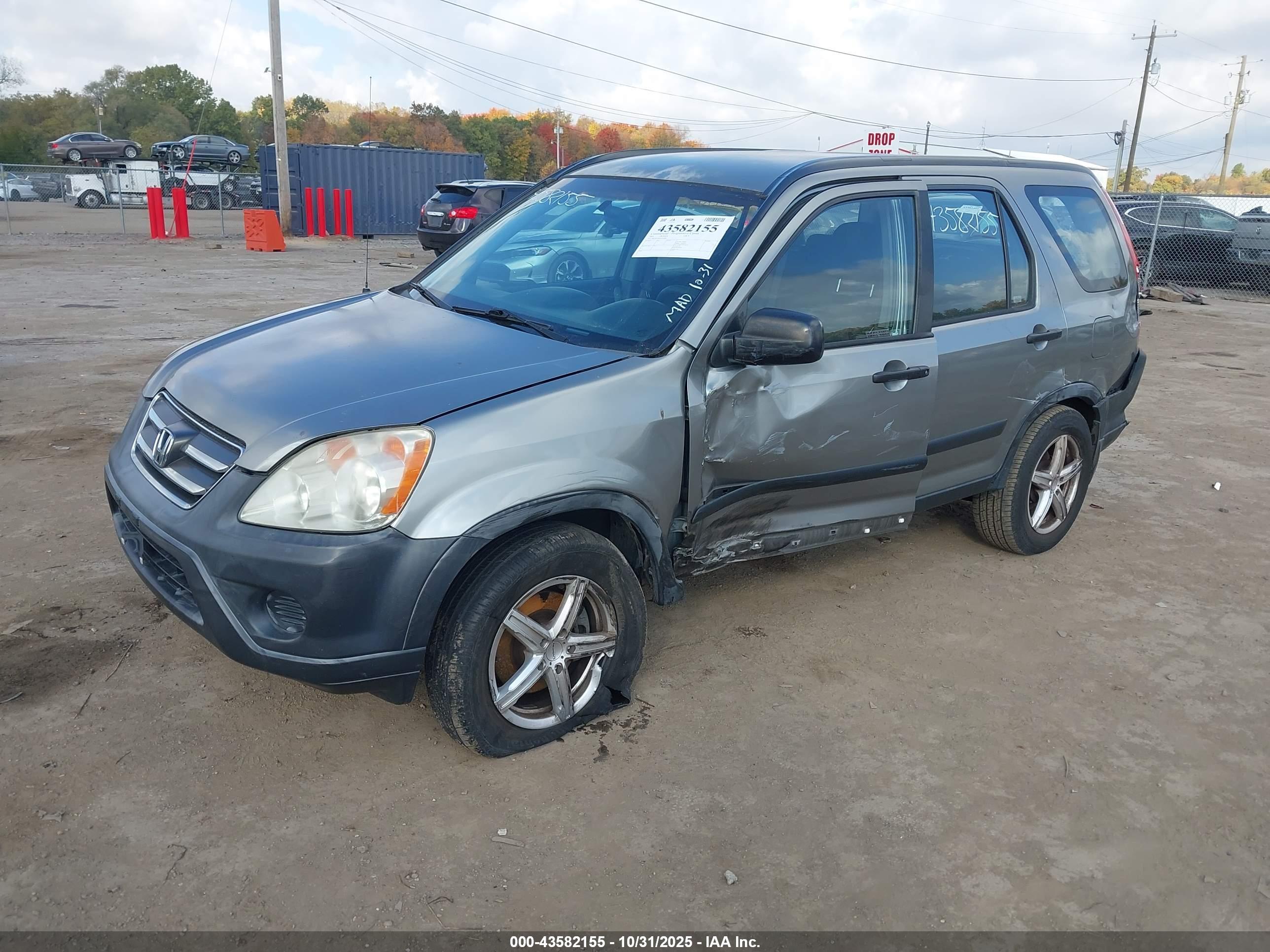 HONDA CR-V image 2