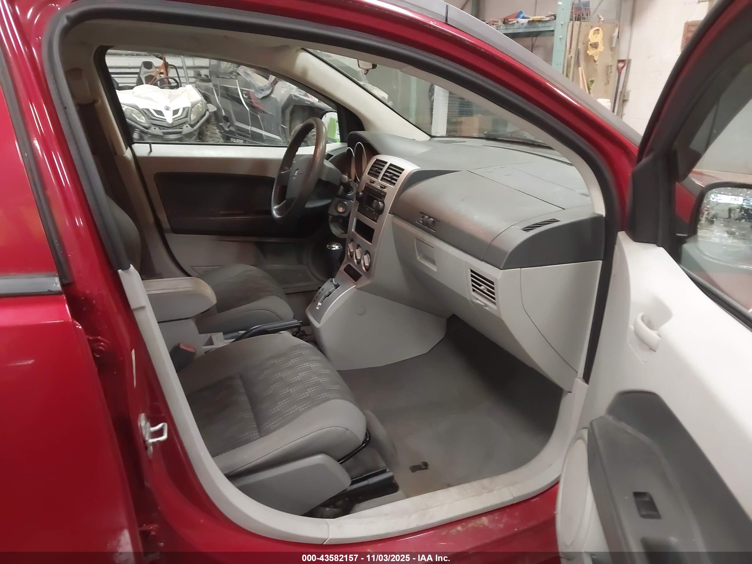 DODGE CALIBER image 5