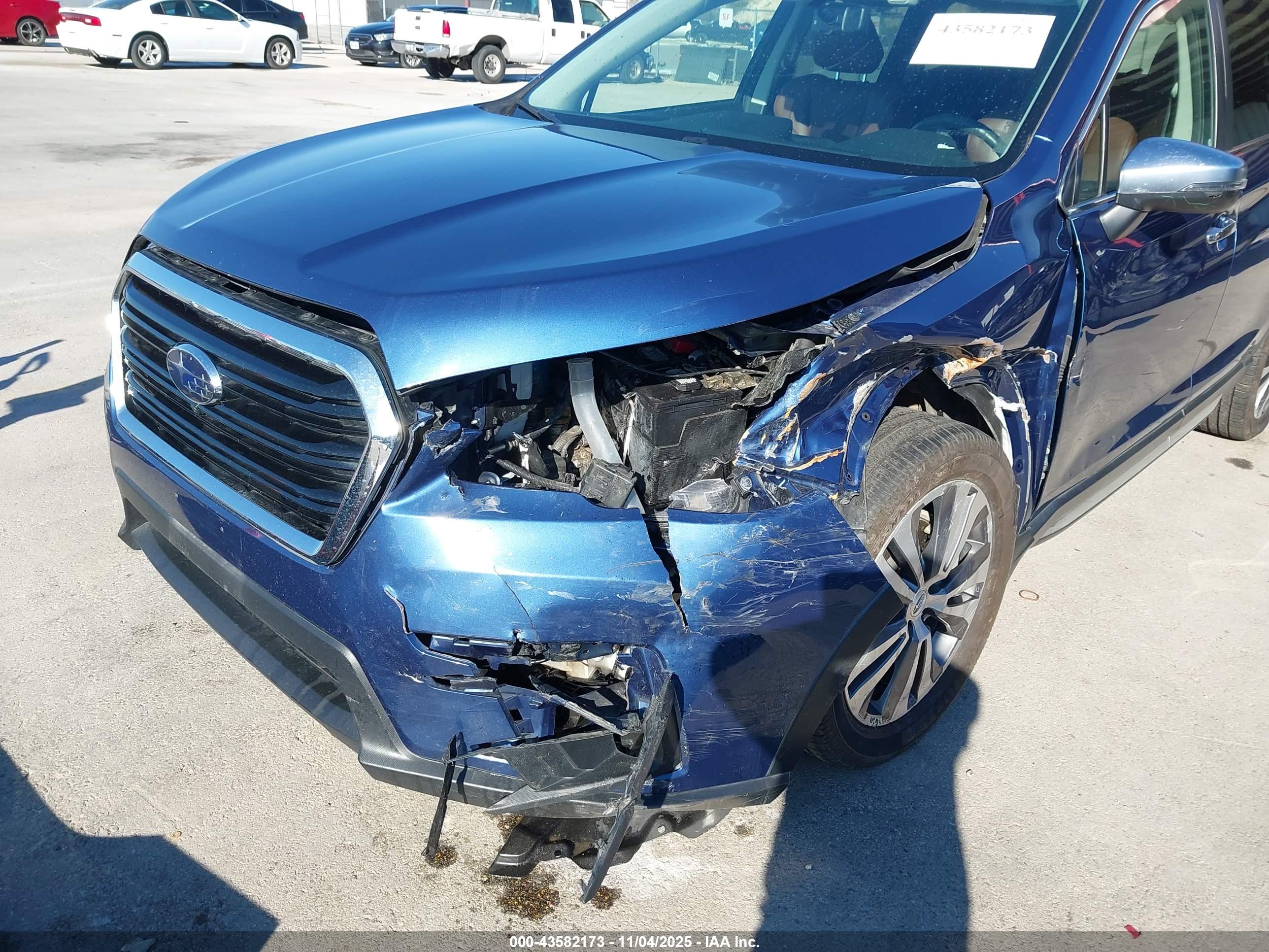 SUBARU ASCENT image 6