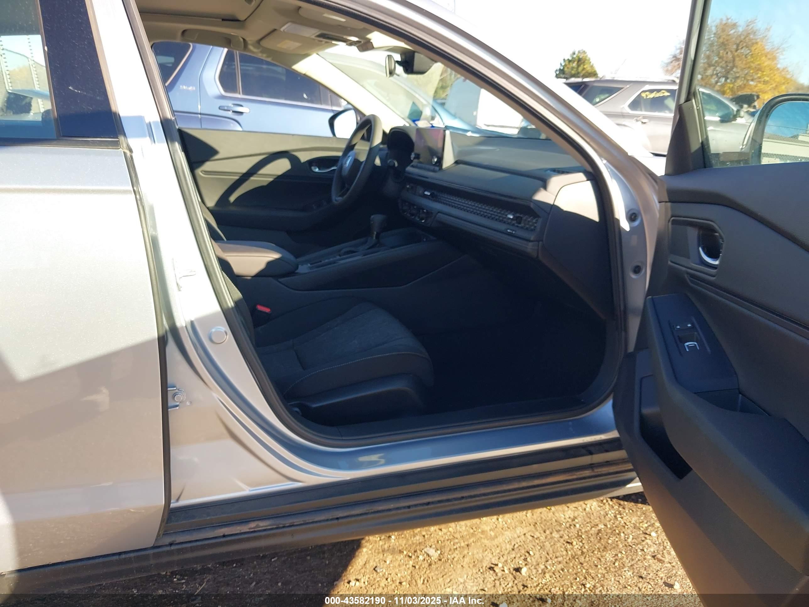 HONDA ACCORD image 5