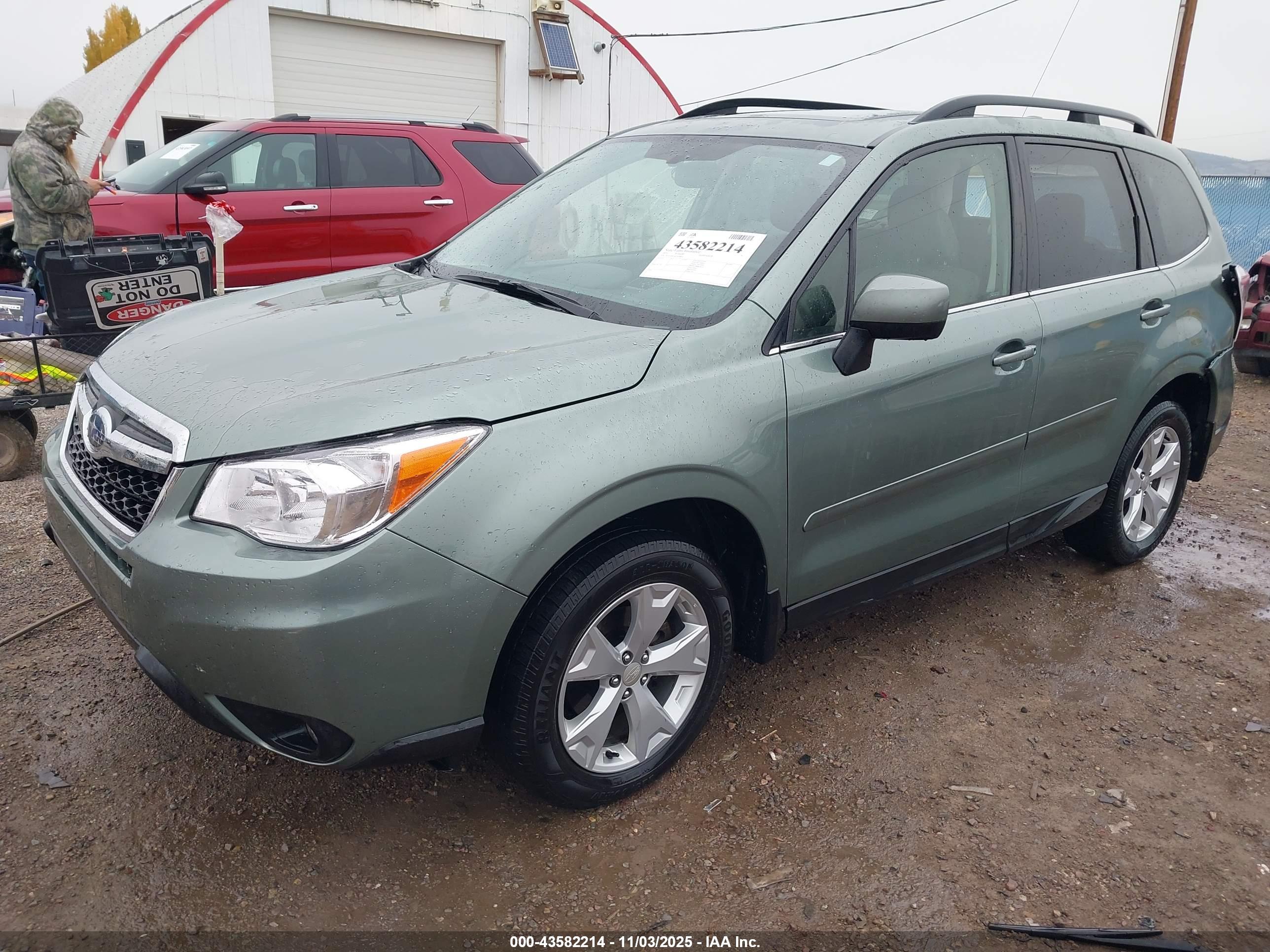 SUBARU FORESTER image 2