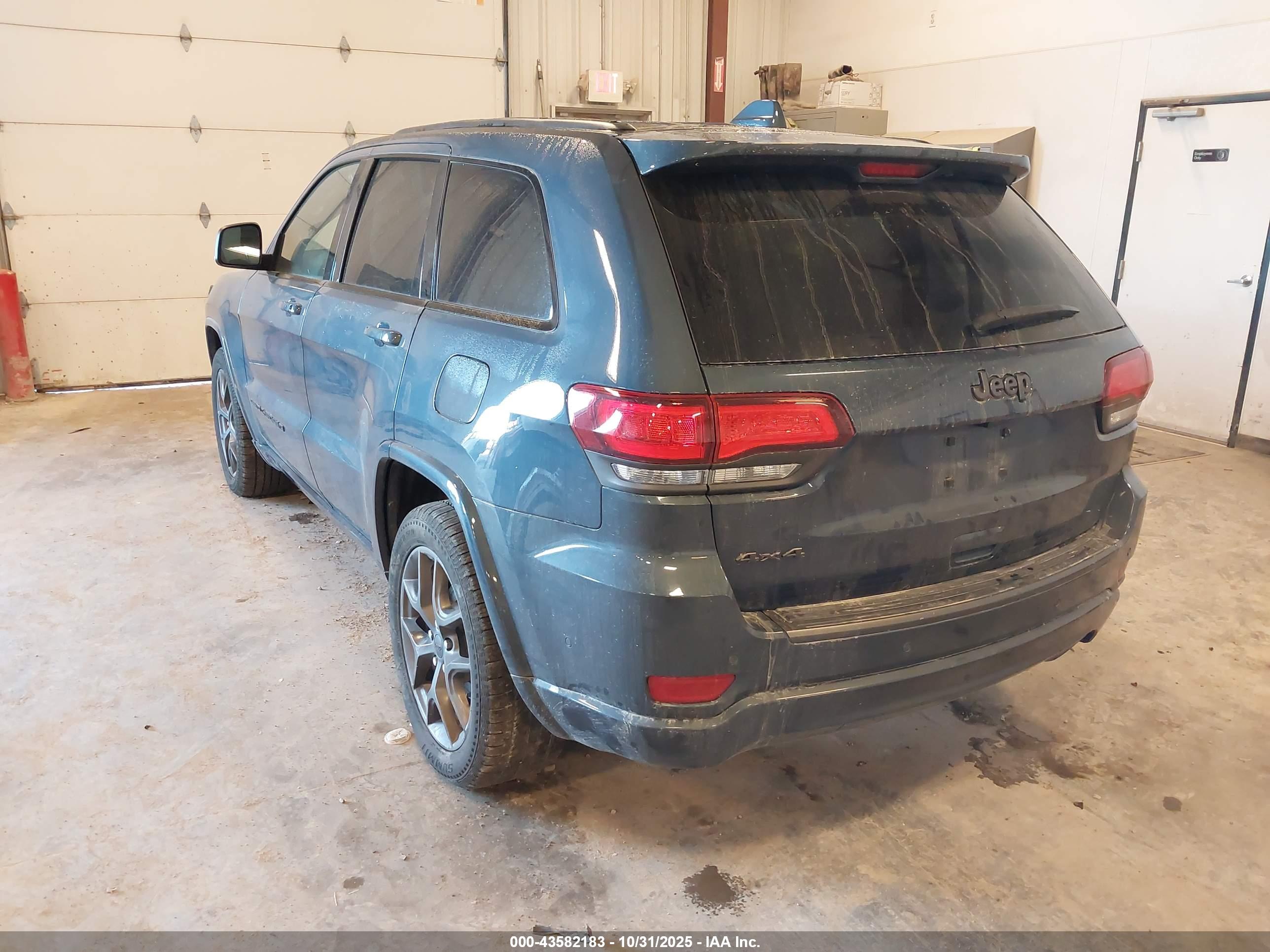 JEEP GRAND image 3