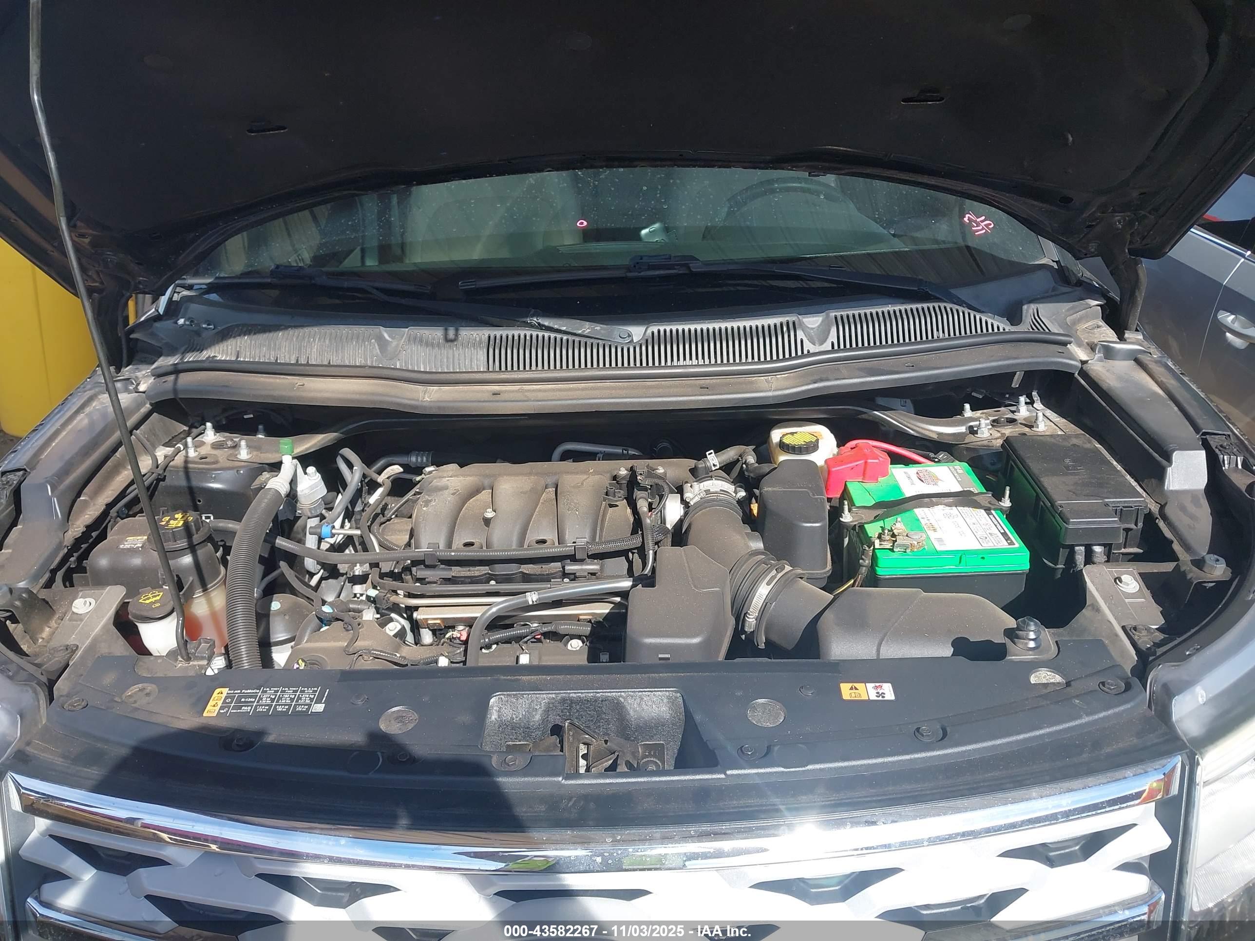 FORD EXPLORER image 10