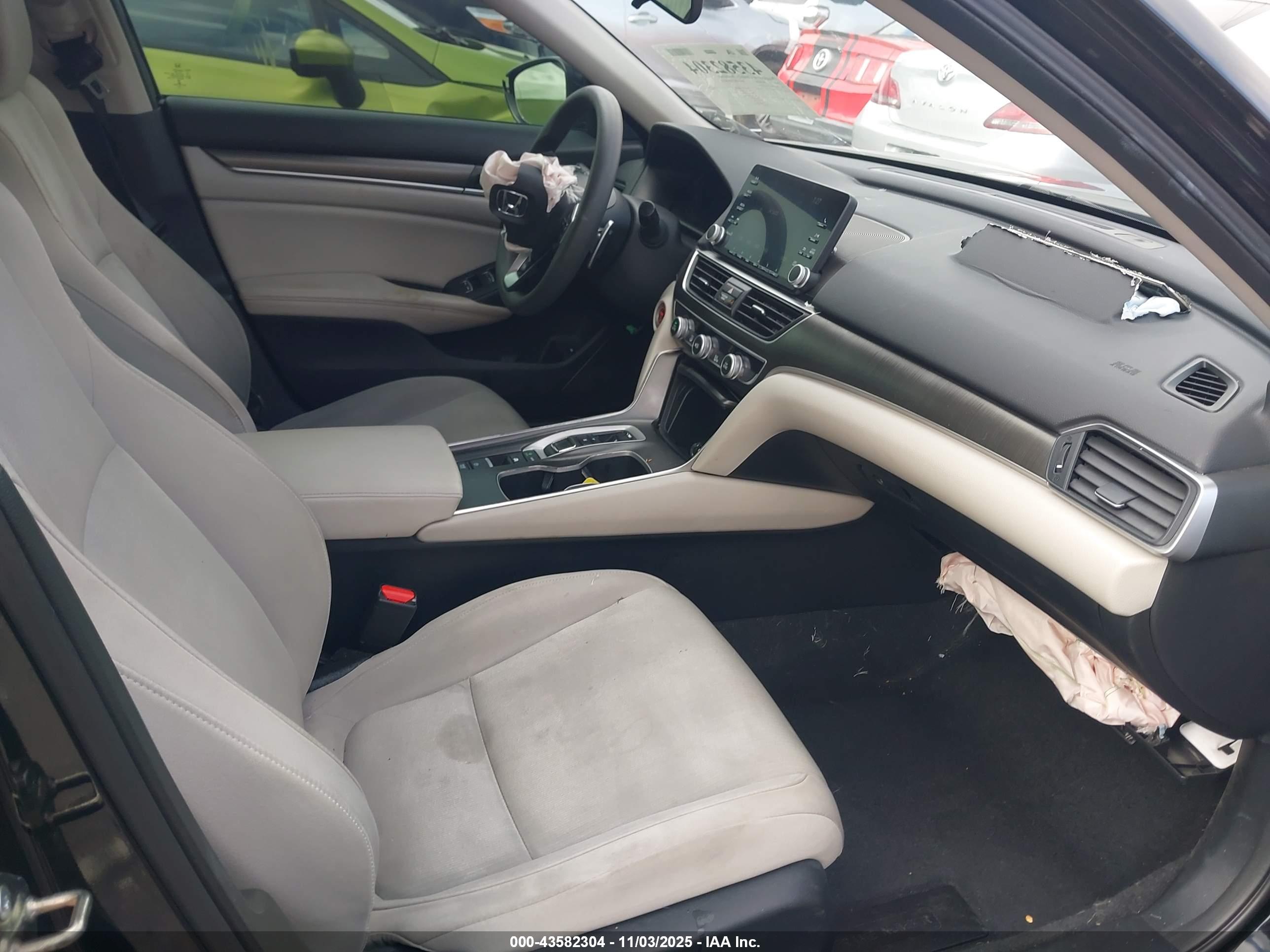 HONDA ACCORD image 5
