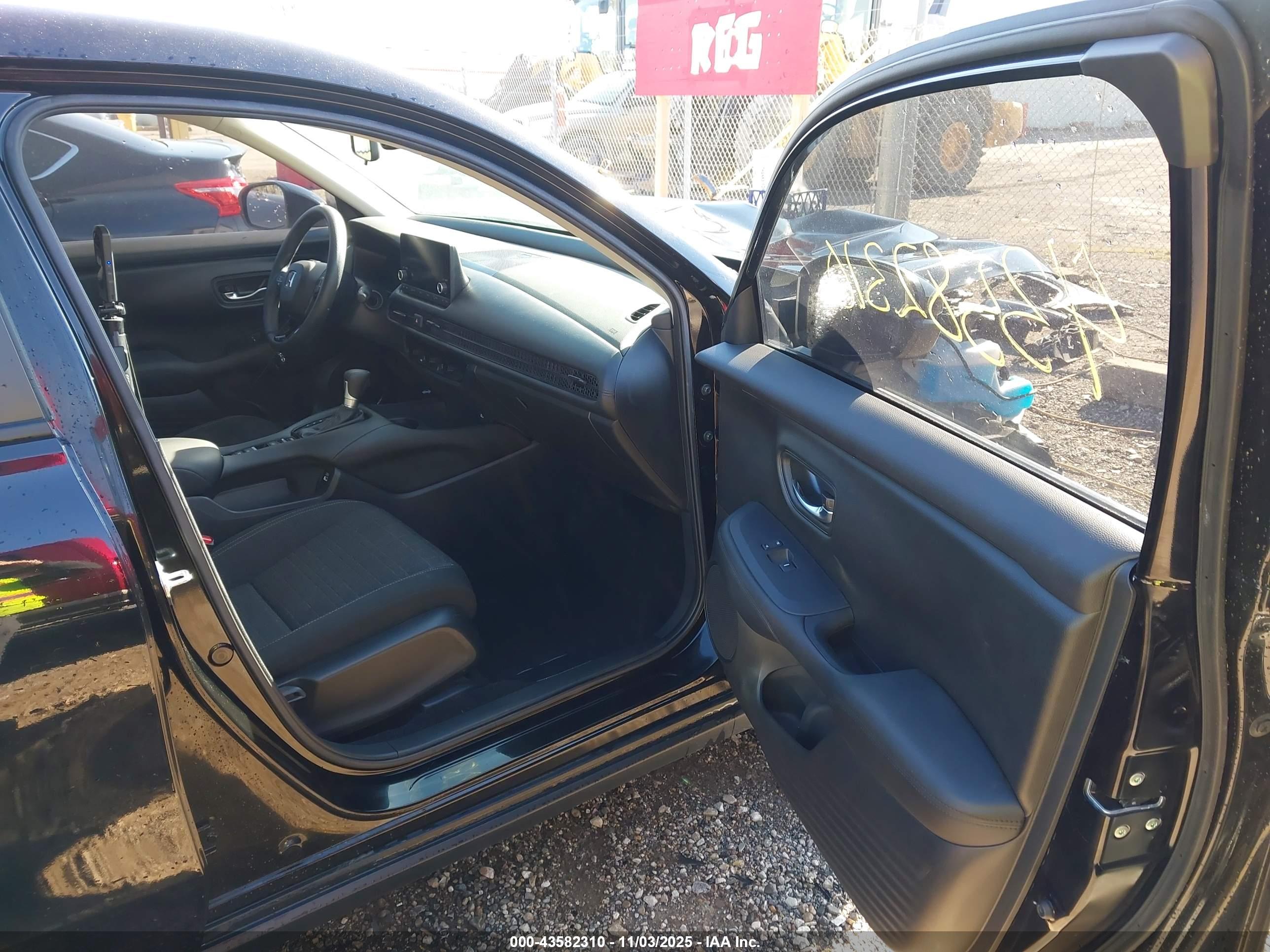 HONDA HR-V image 5