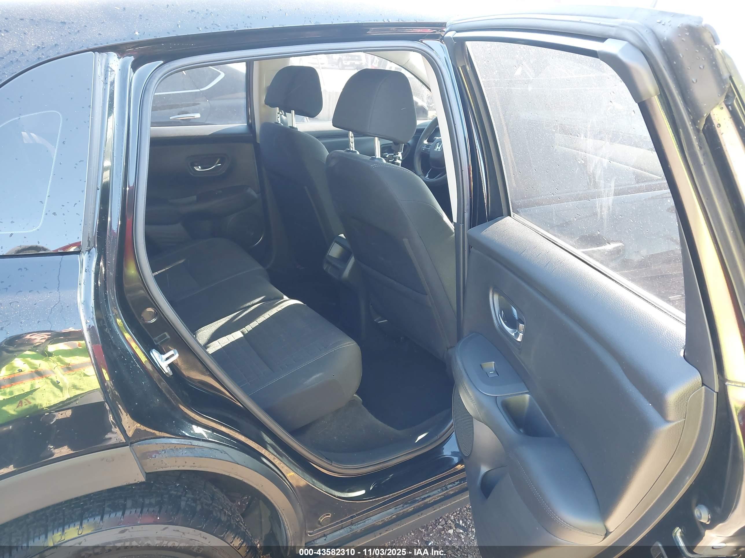 HONDA HR-V image 8
