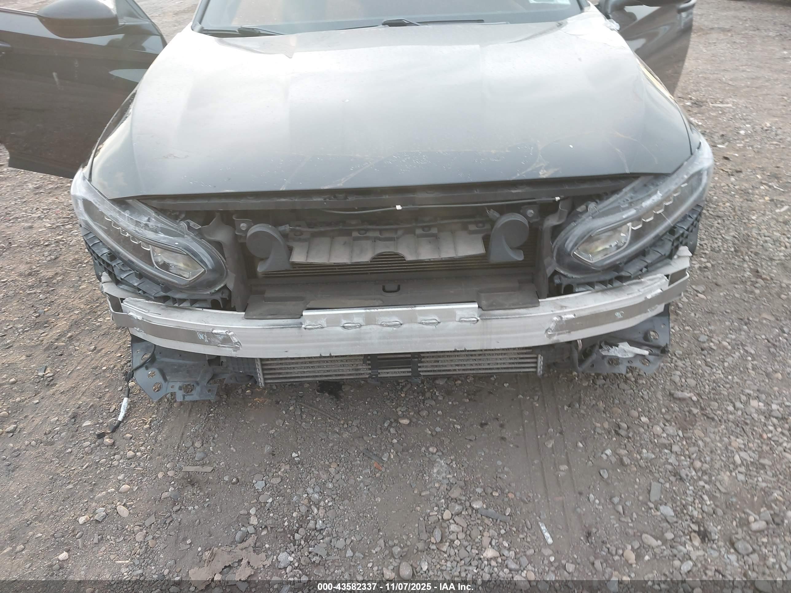 HONDA ACCORD image 6