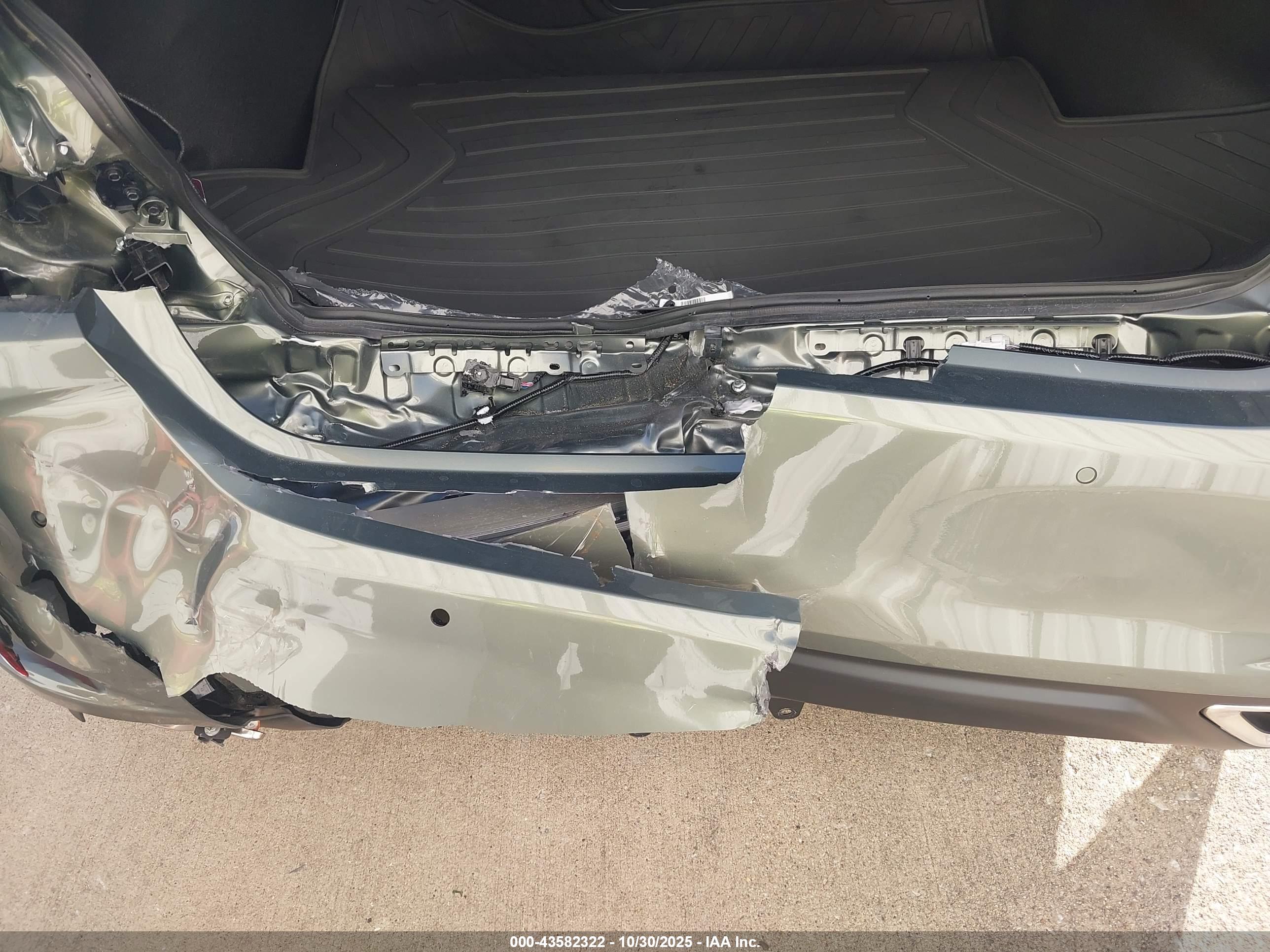 LEXUS ES image 6