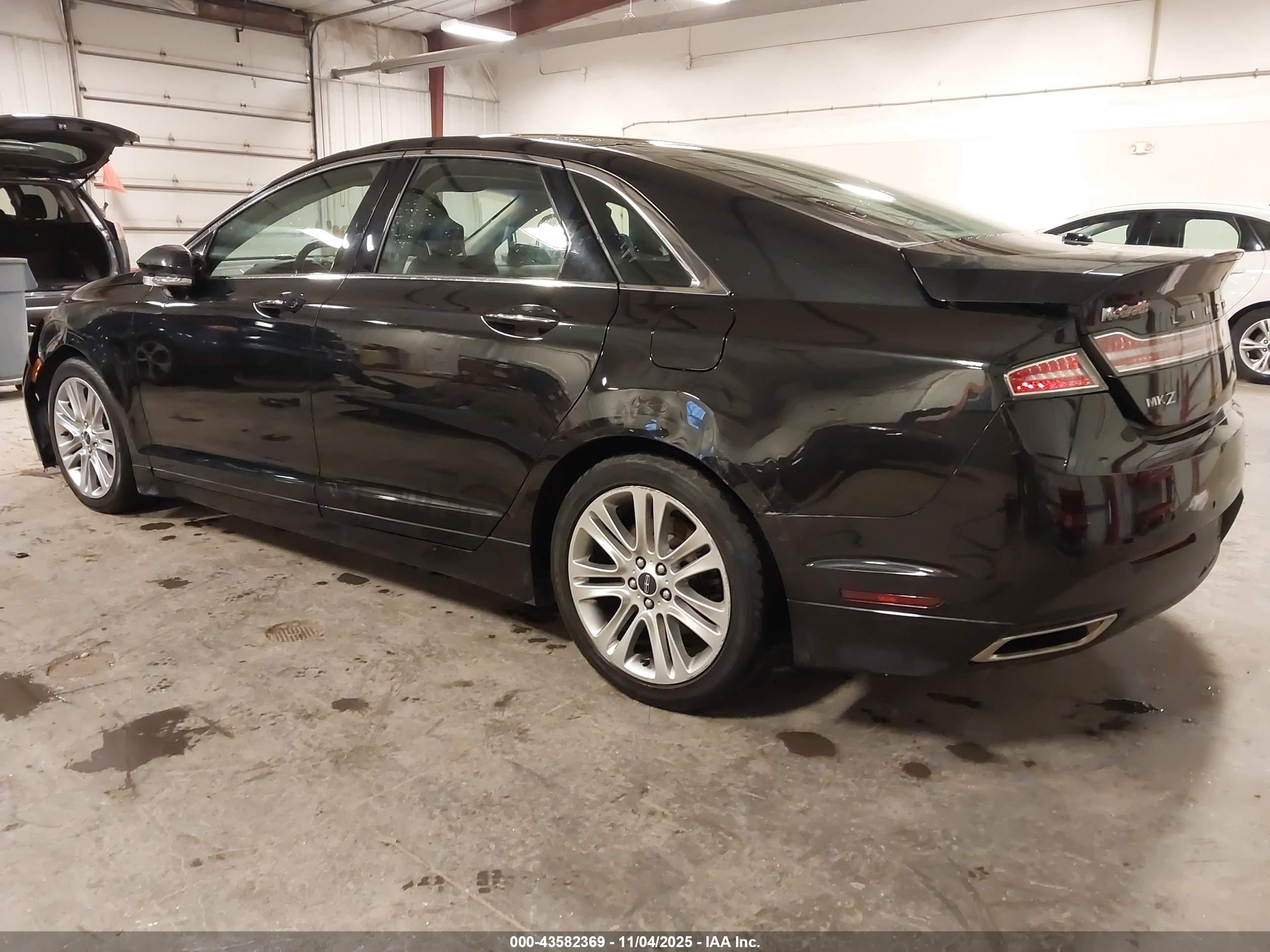 LINCOLN MKZ image 3