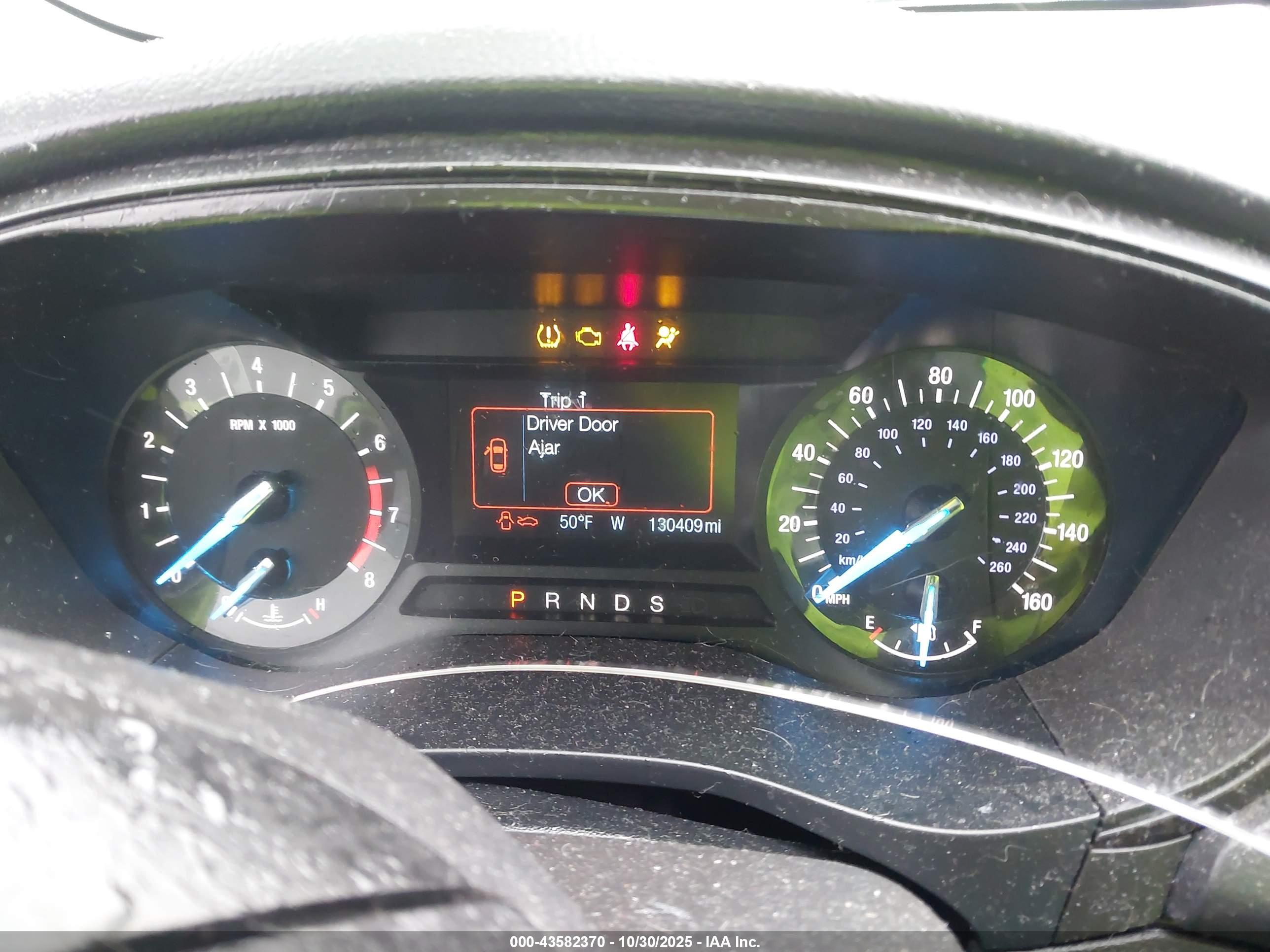 FORD FUSION image 7