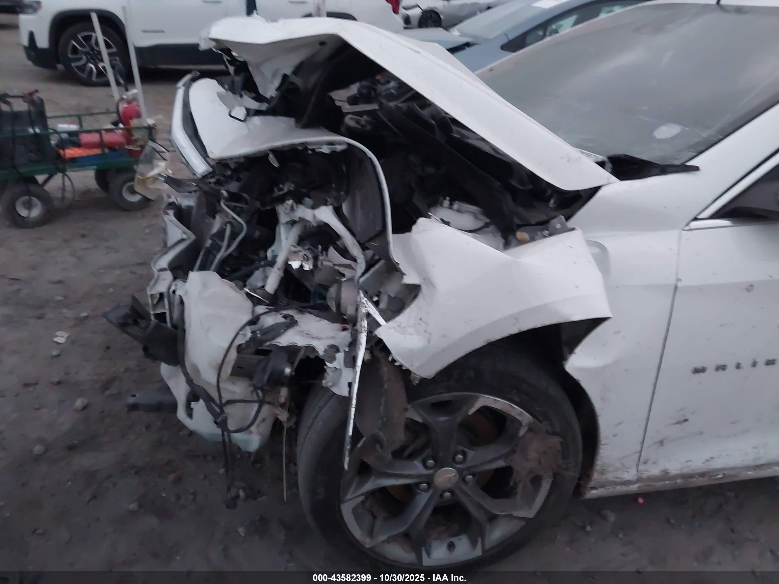 CHEVROLET MALIBU image 6