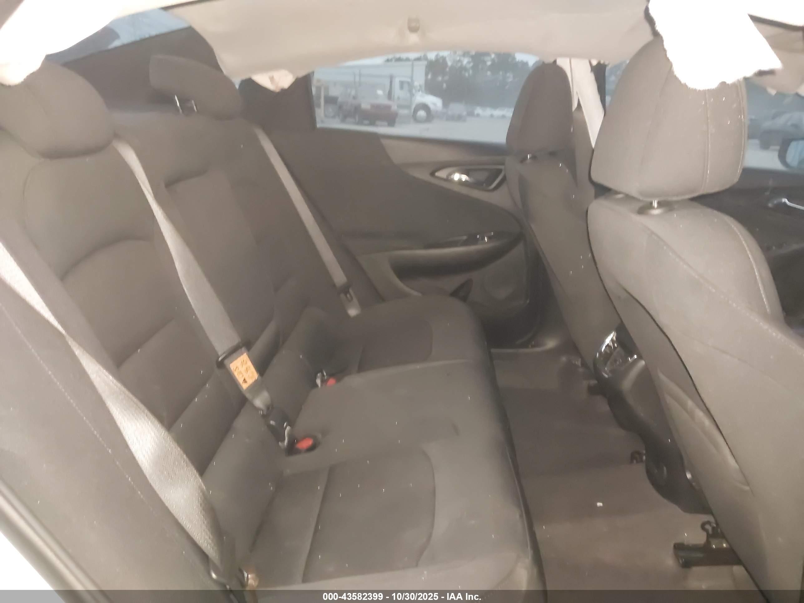 CHEVROLET MALIBU image 8