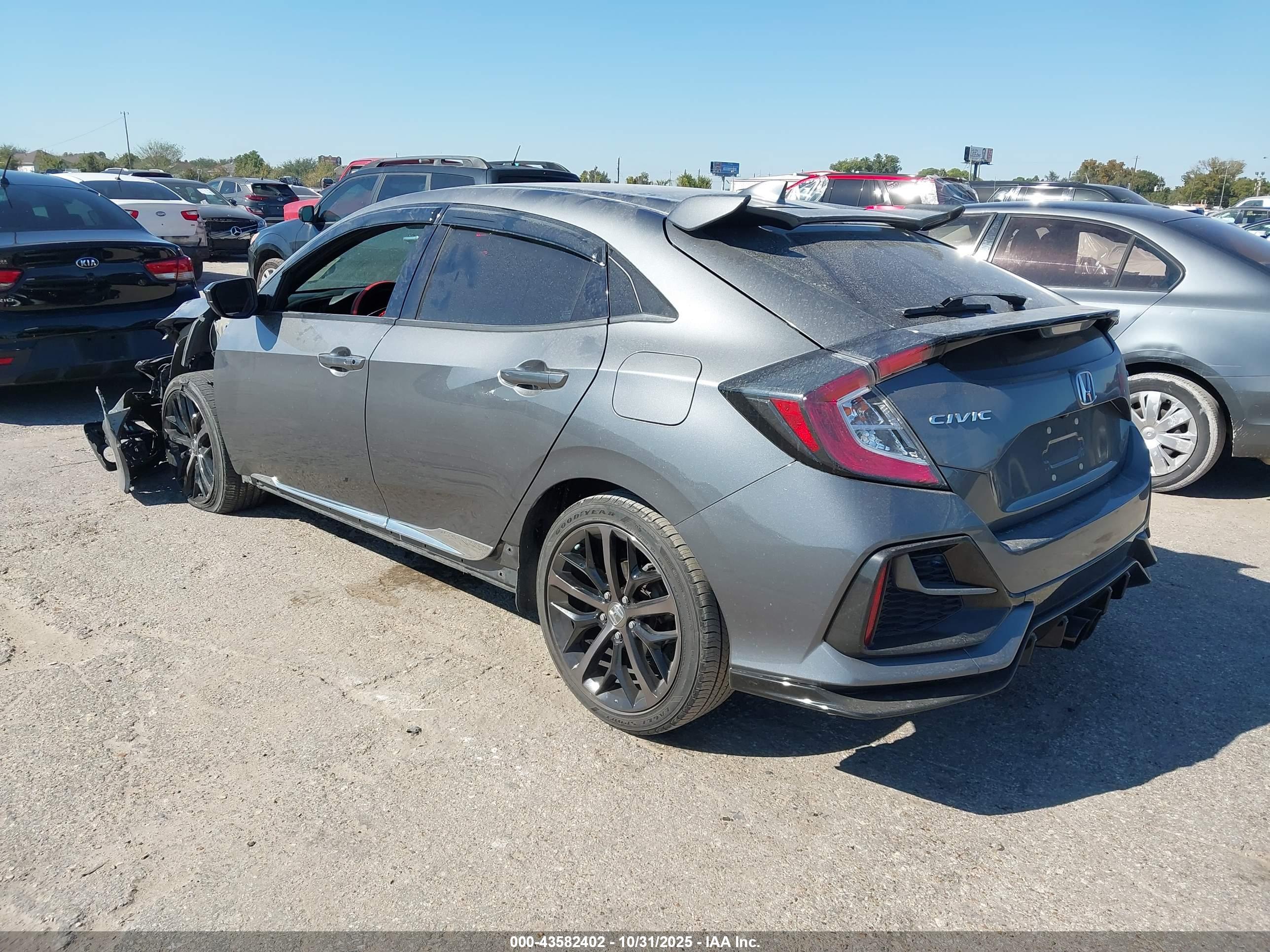 HONDA CIVIC image 3