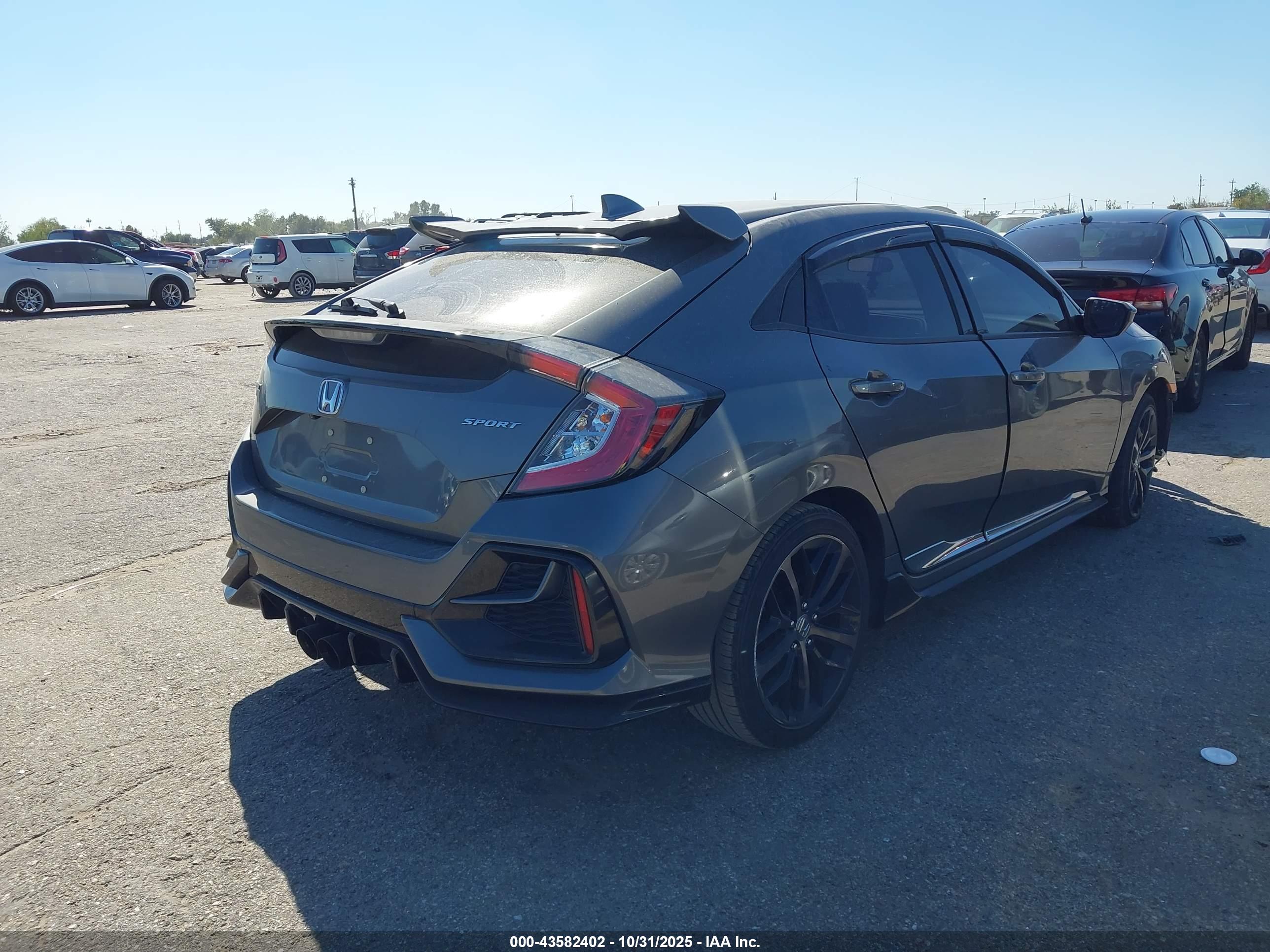HONDA CIVIC image 4