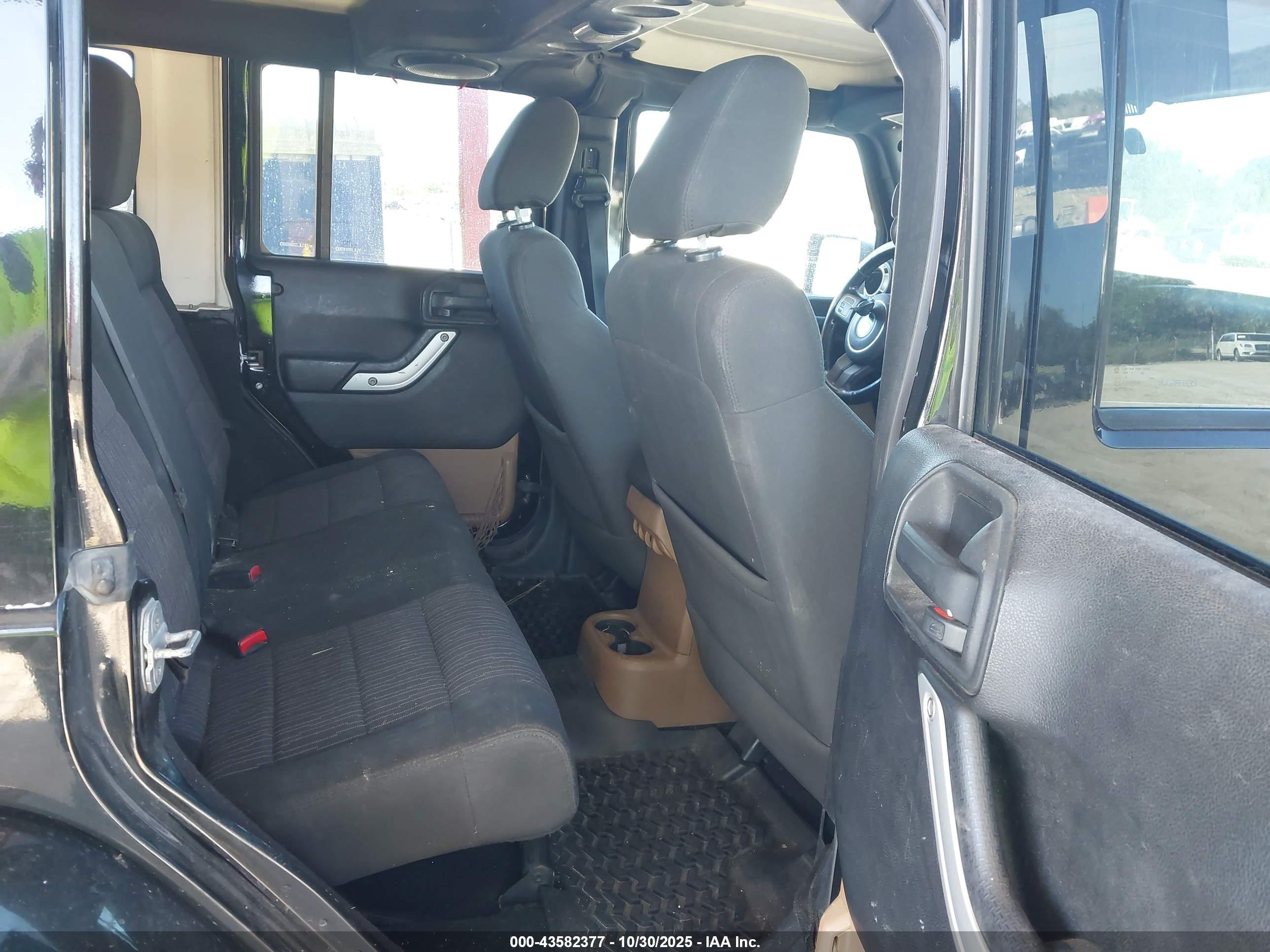 JEEP WRANGLER image 8