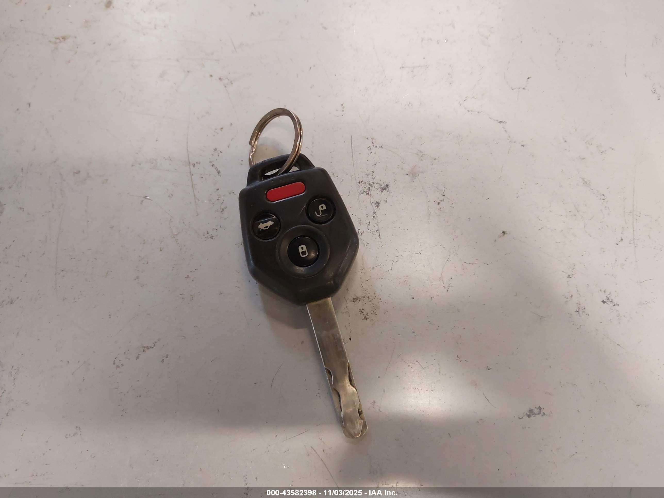 SUBARU OUTBACK image 11