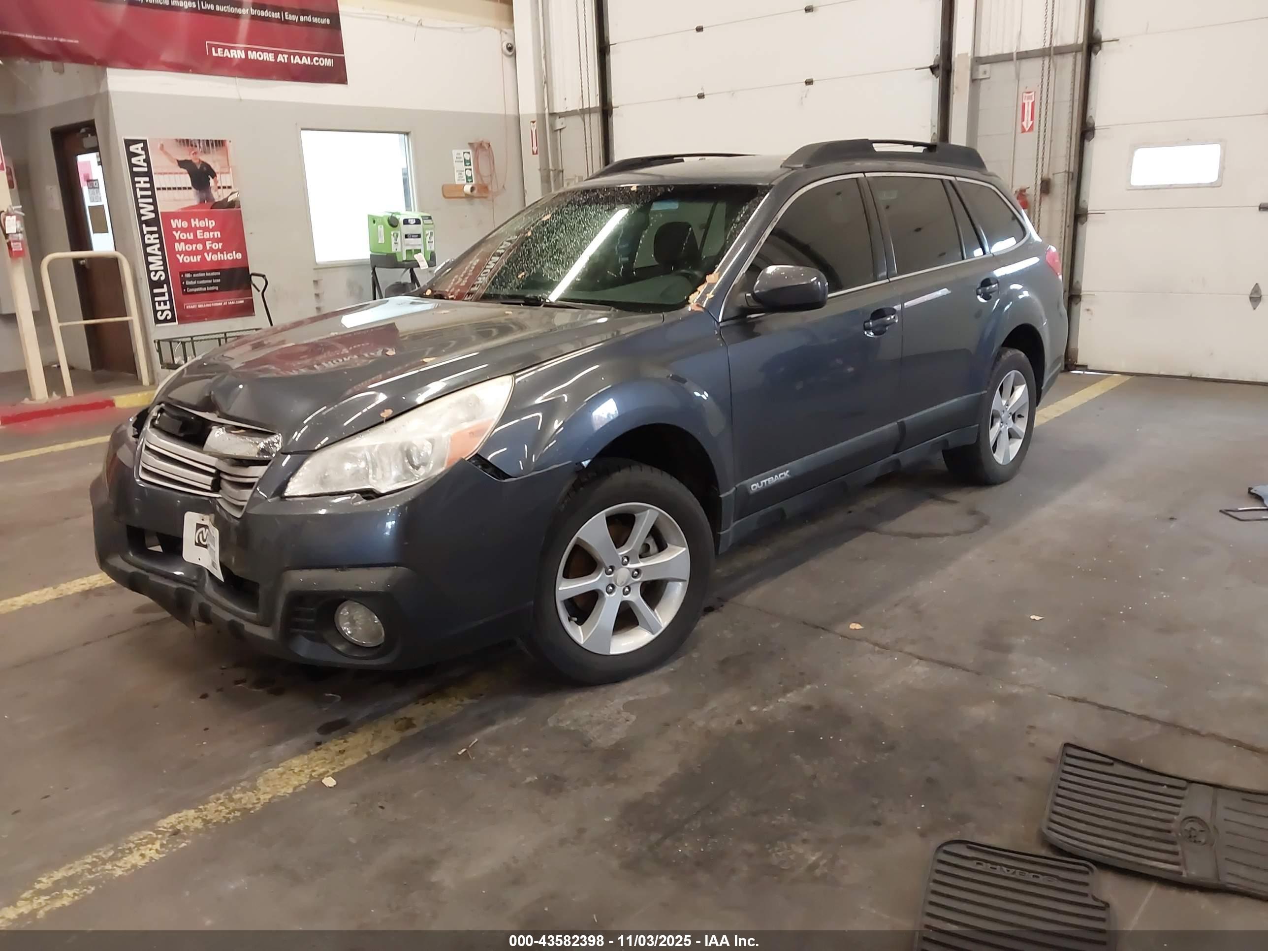 SUBARU OUTBACK image 2