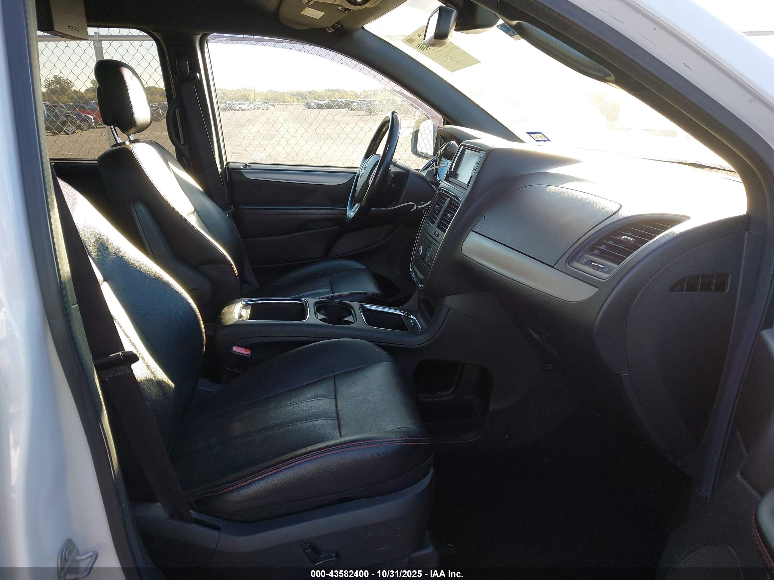 DODGE GRAND image 5