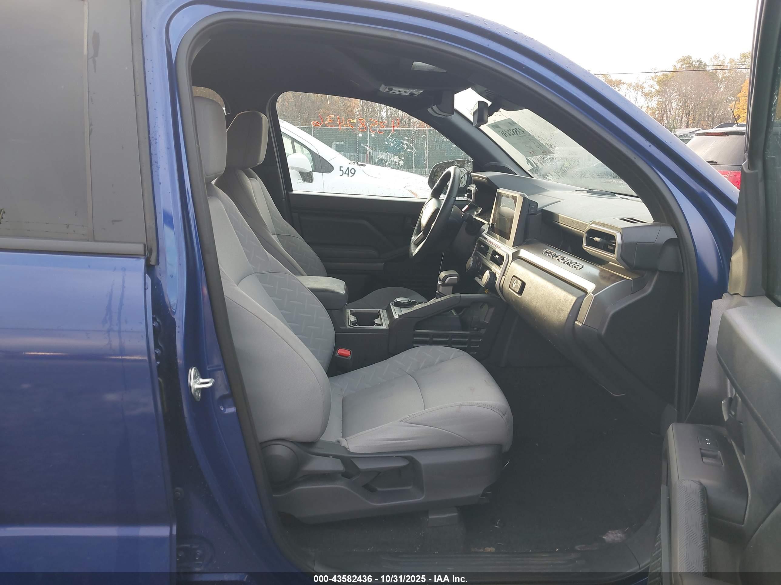 TOYOTA TACOMA image 5