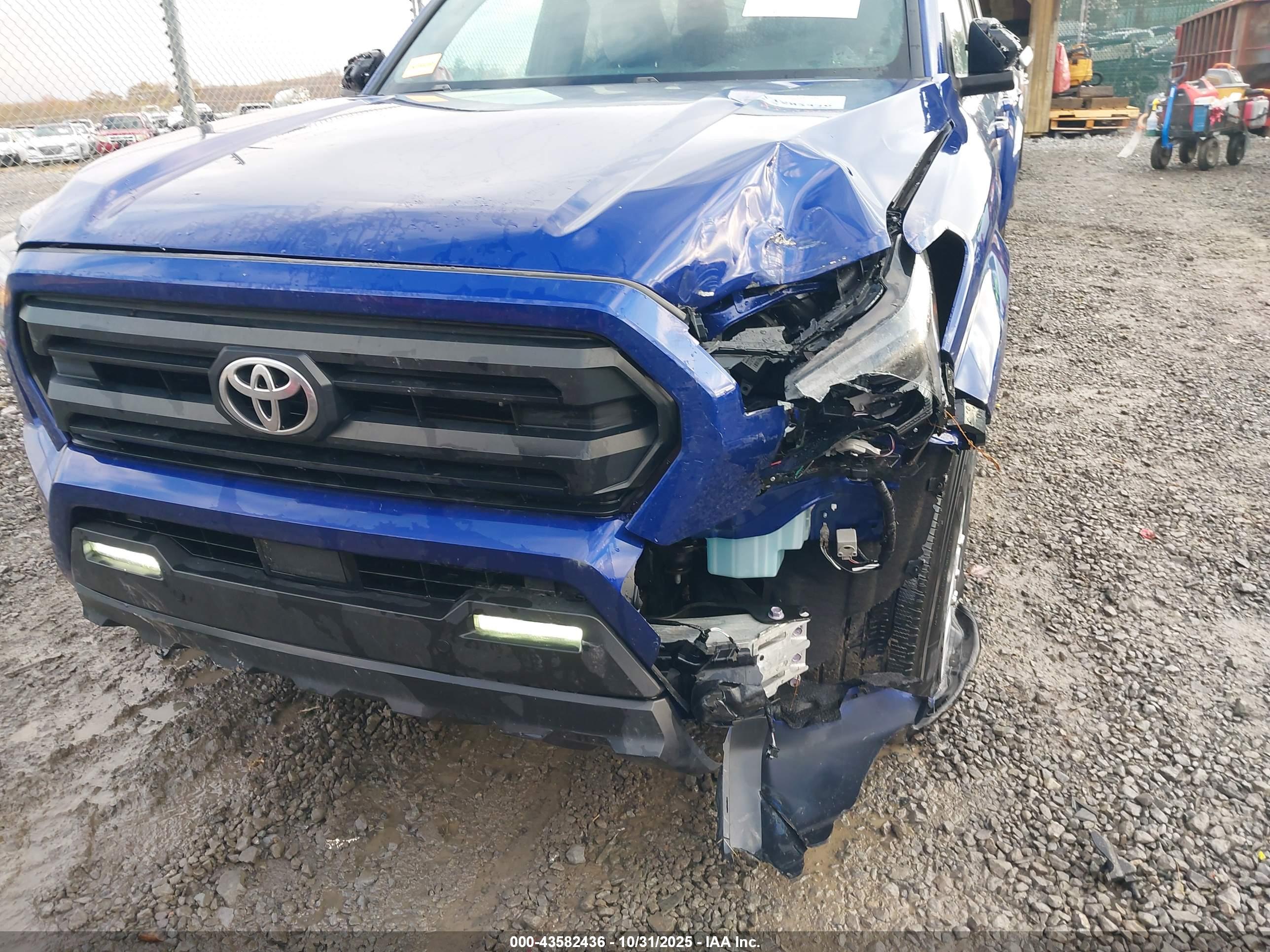 TOYOTA TACOMA image 6