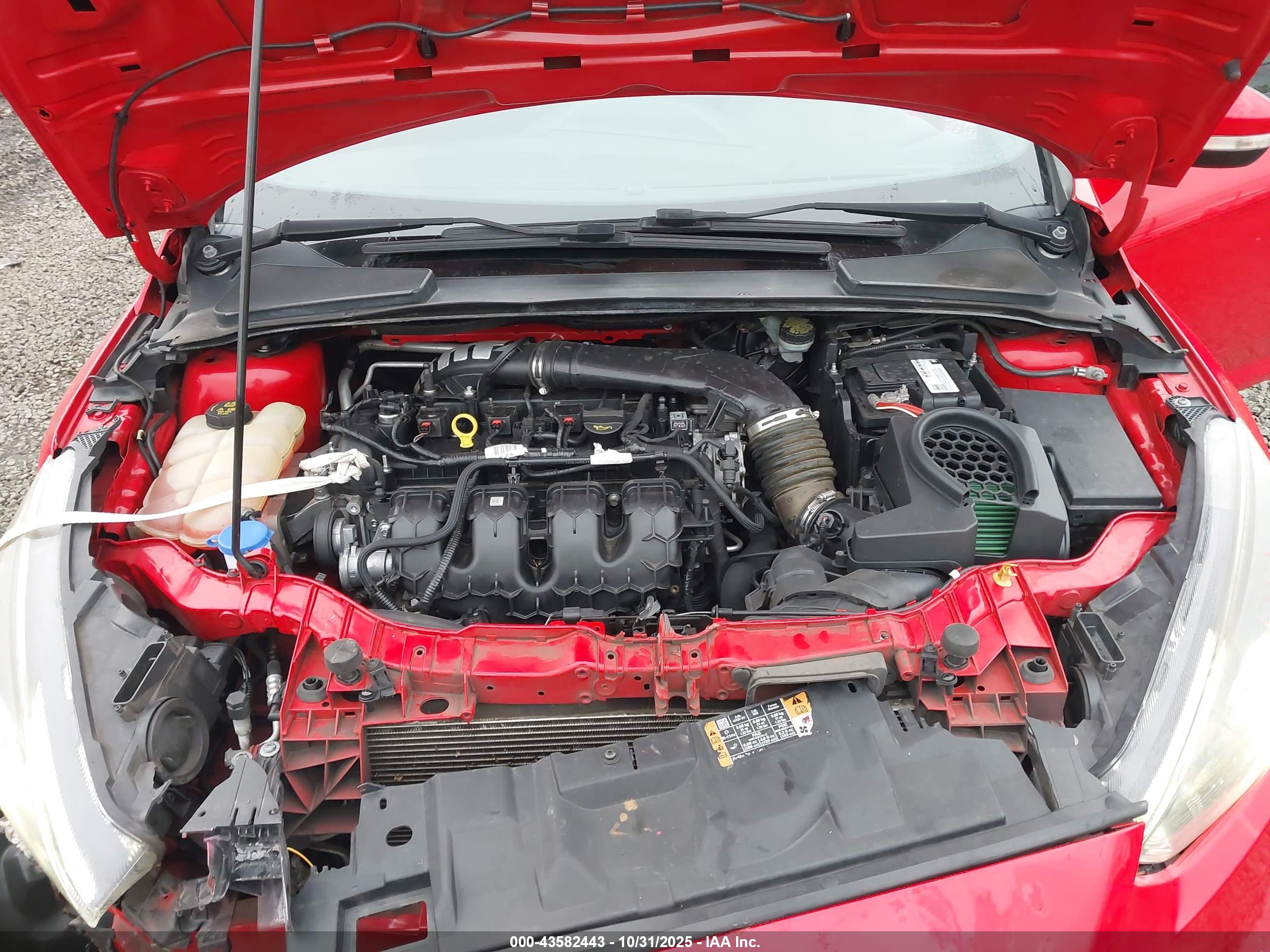 FORD FOCUS image 10