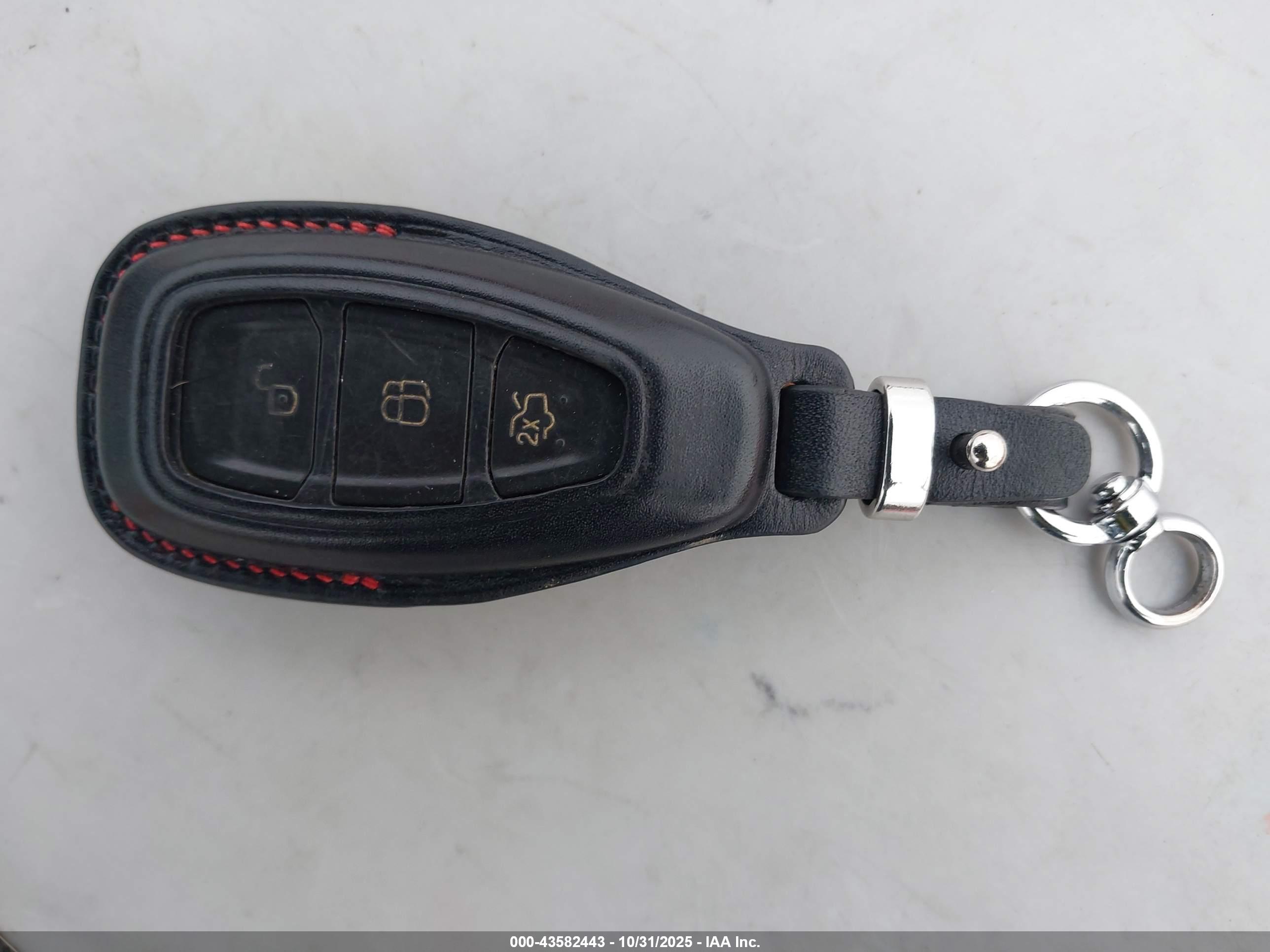FORD FOCUS image 11