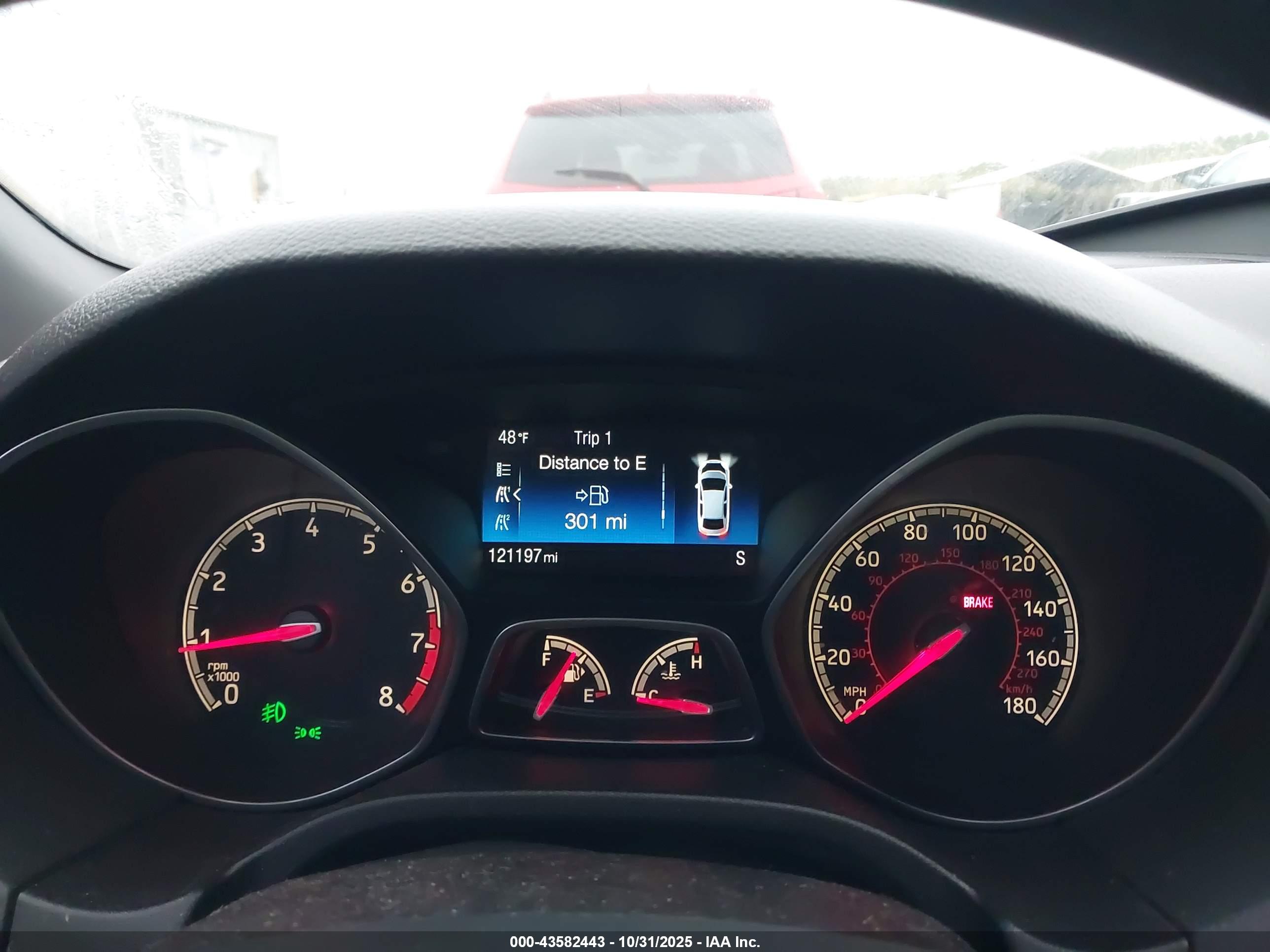 FORD FOCUS image 7