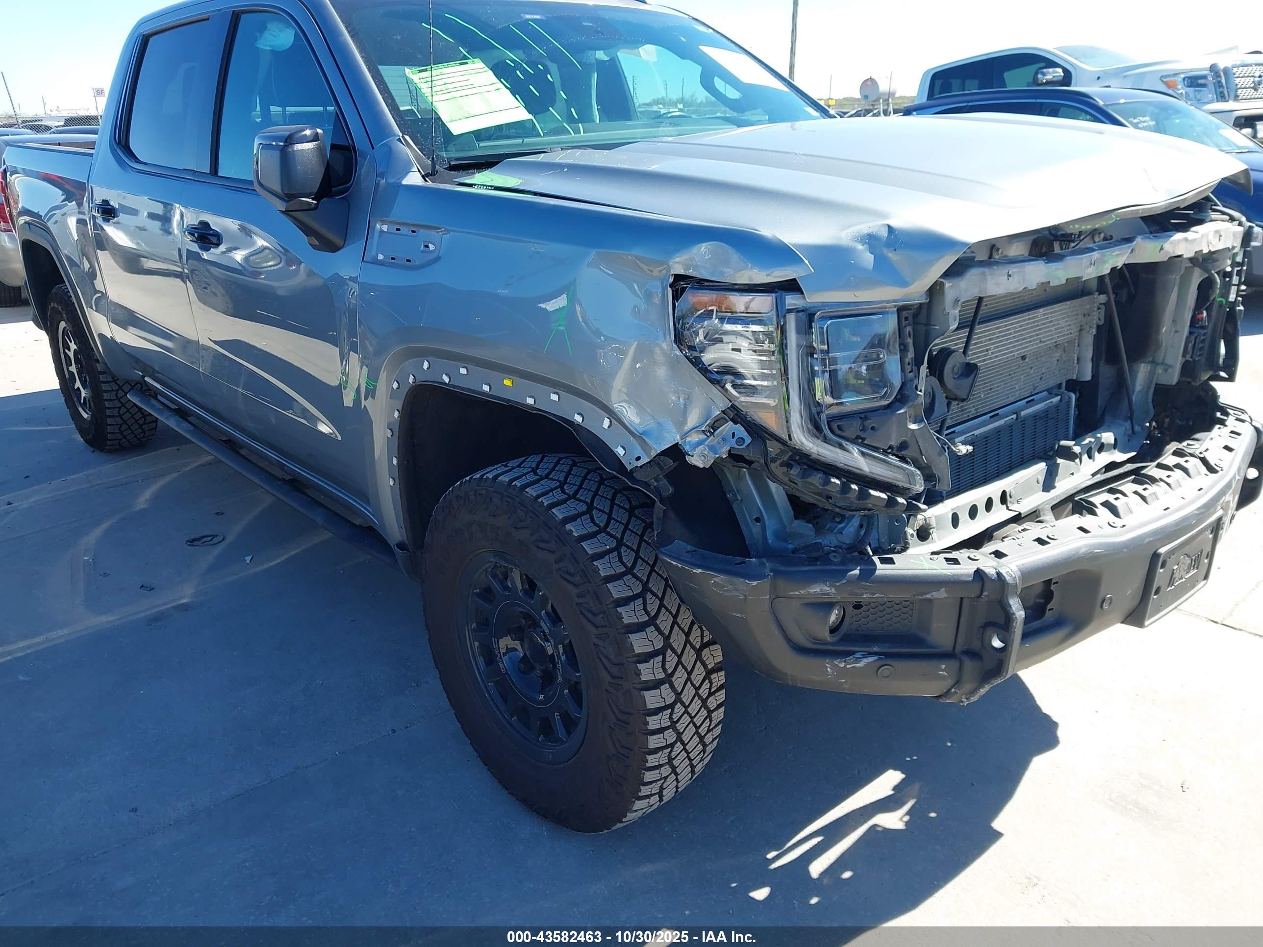 GMC SIERRA image 6