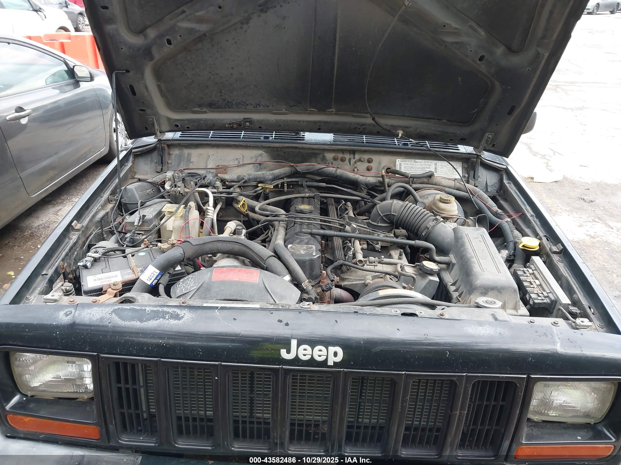 JEEP CHEROKEE image 10
