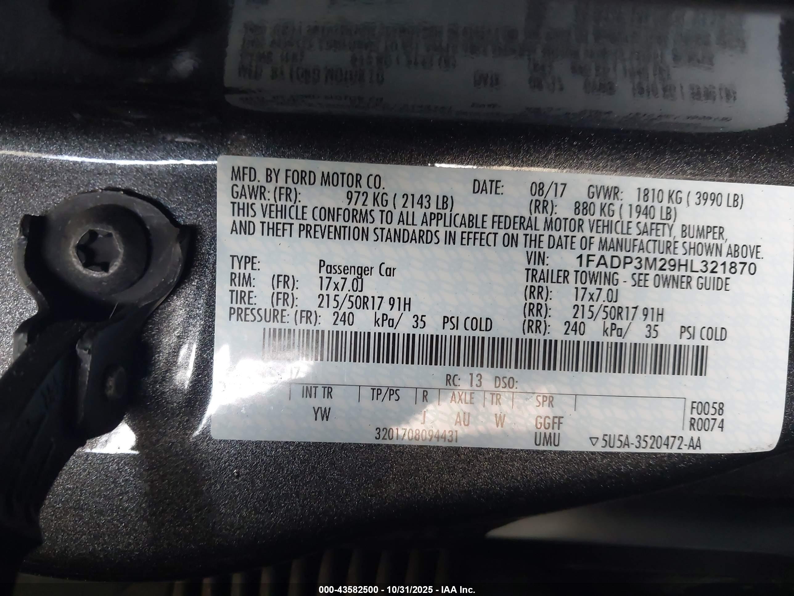FORD FOCUS image 9