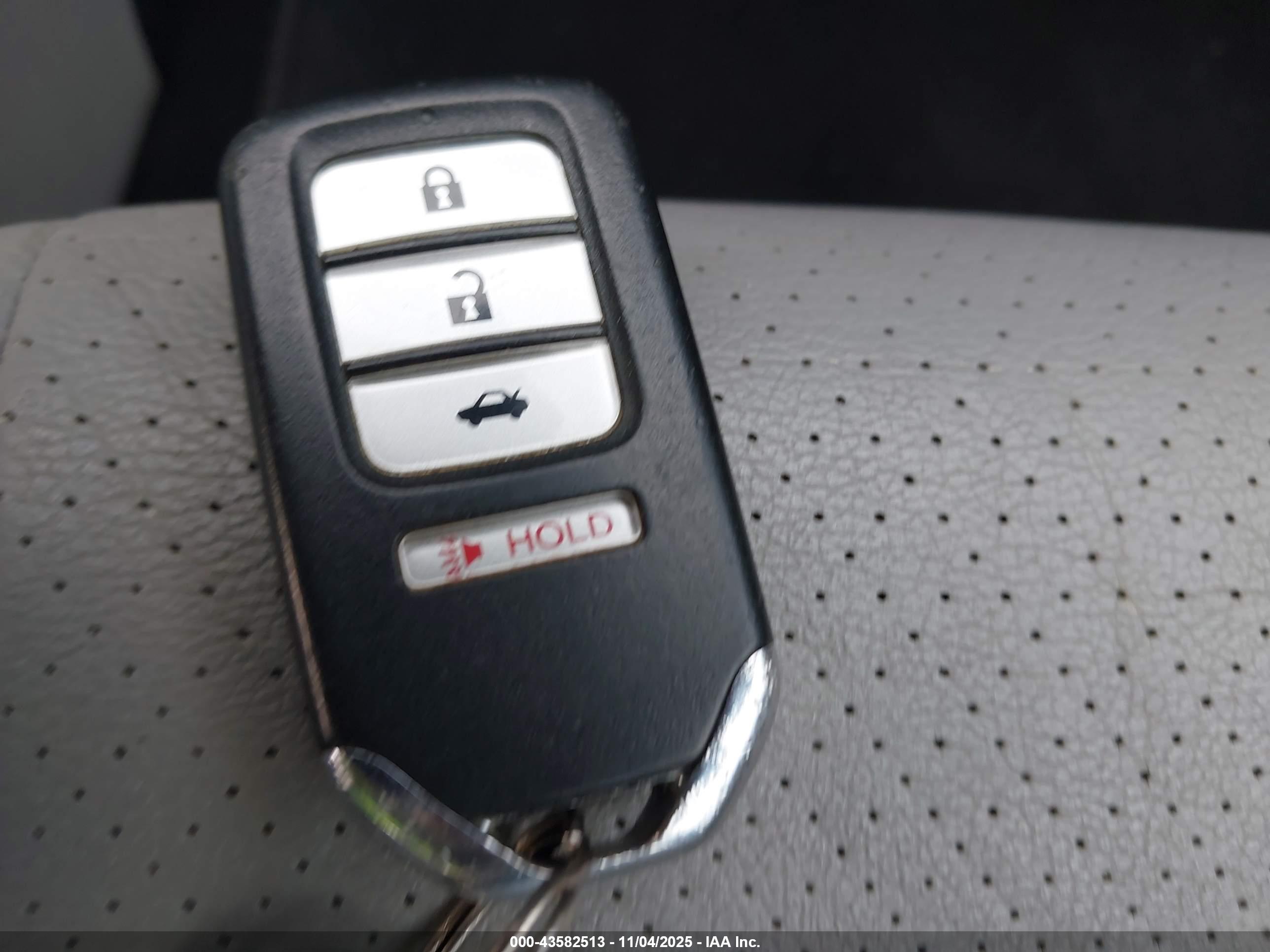 HONDA ACCORD image 11