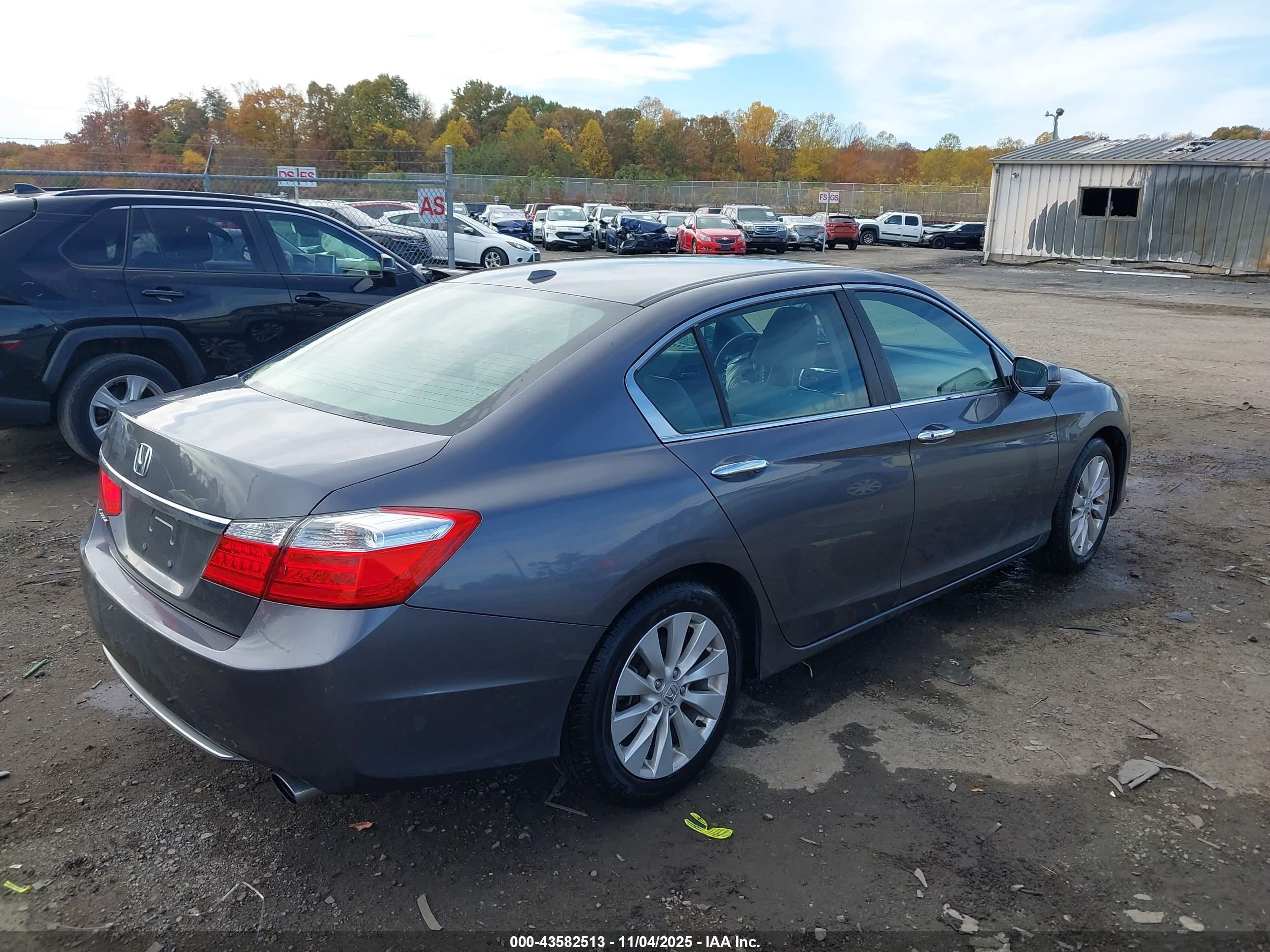 HONDA ACCORD image 4