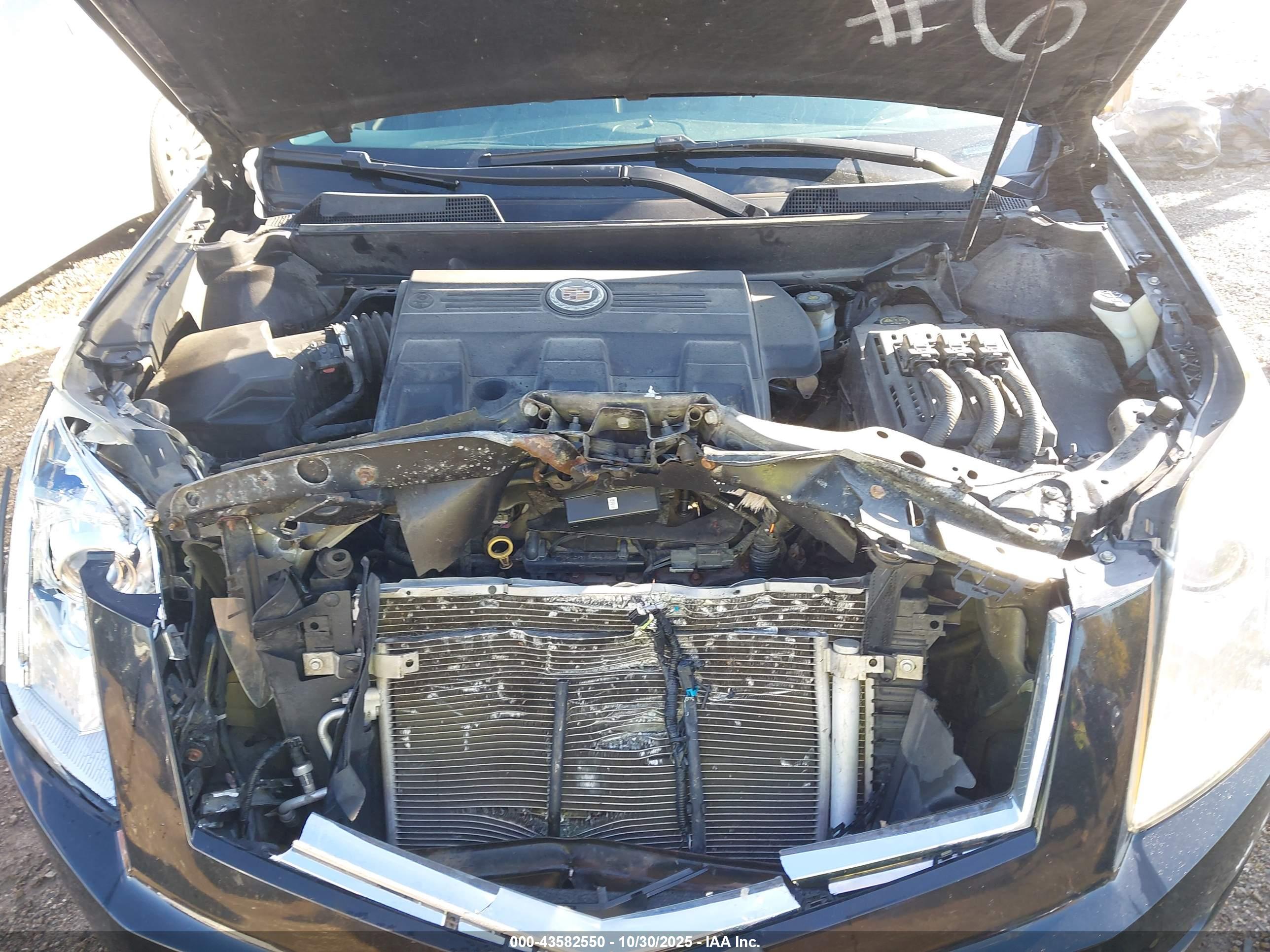 CADILLAC SRX image 10