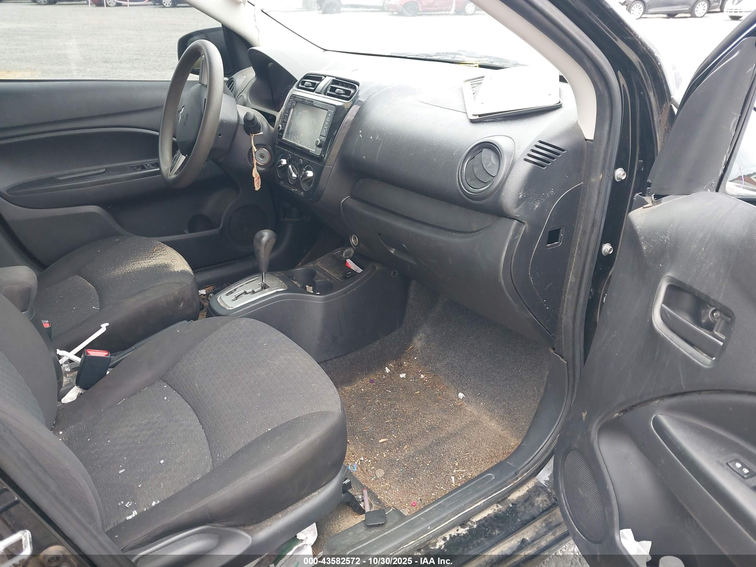 MITSUBISHI MIRAGE image 5
