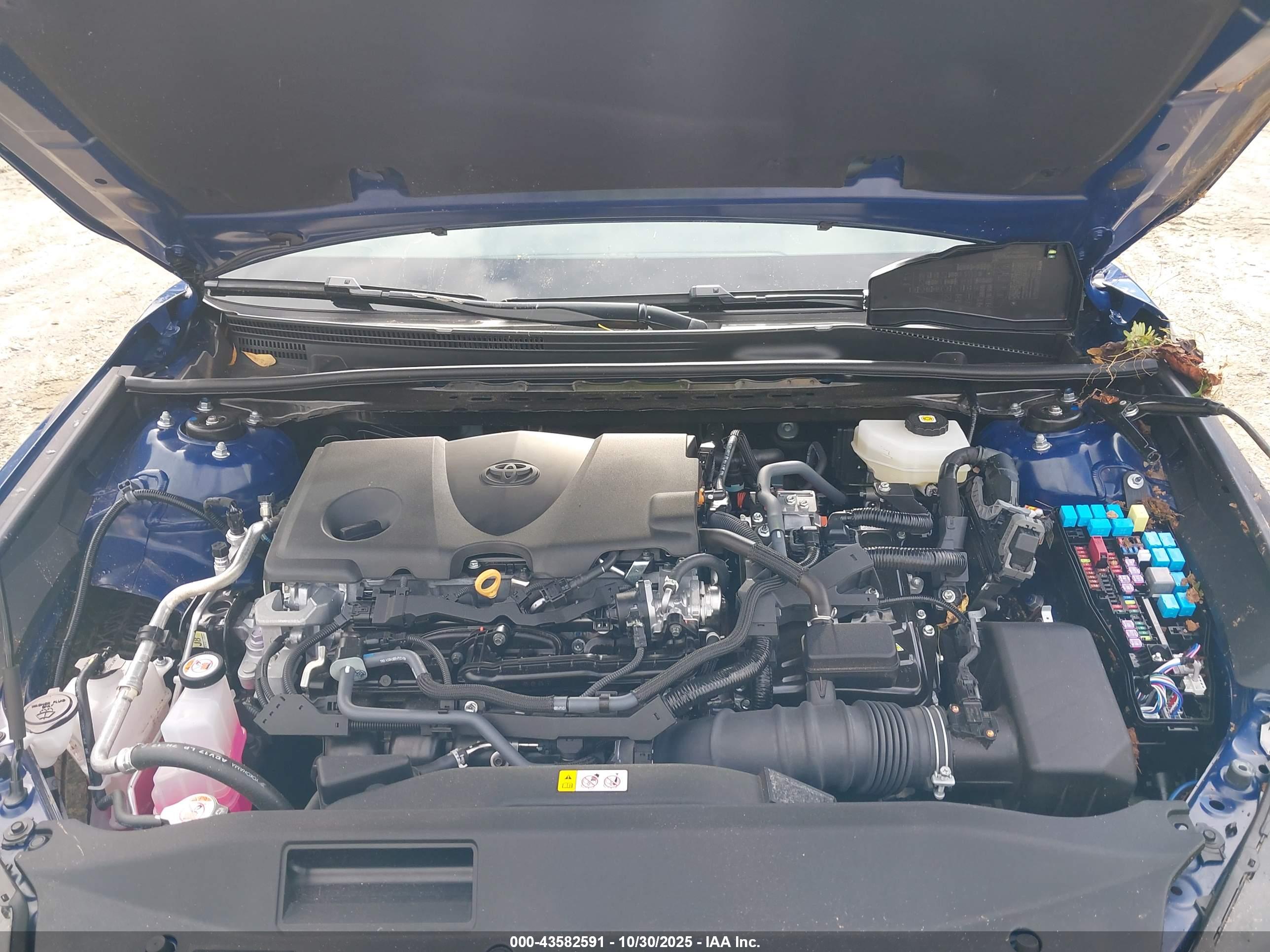 TOYOTA CAMRY image 10