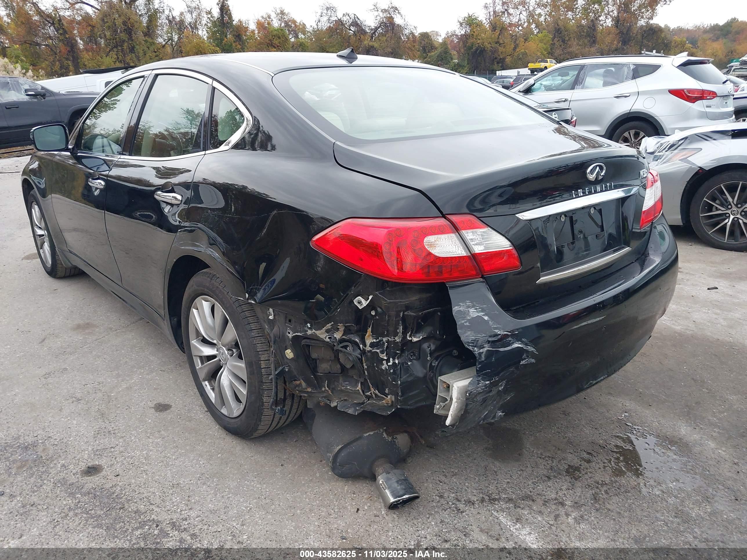 INFINITI M37X image 6