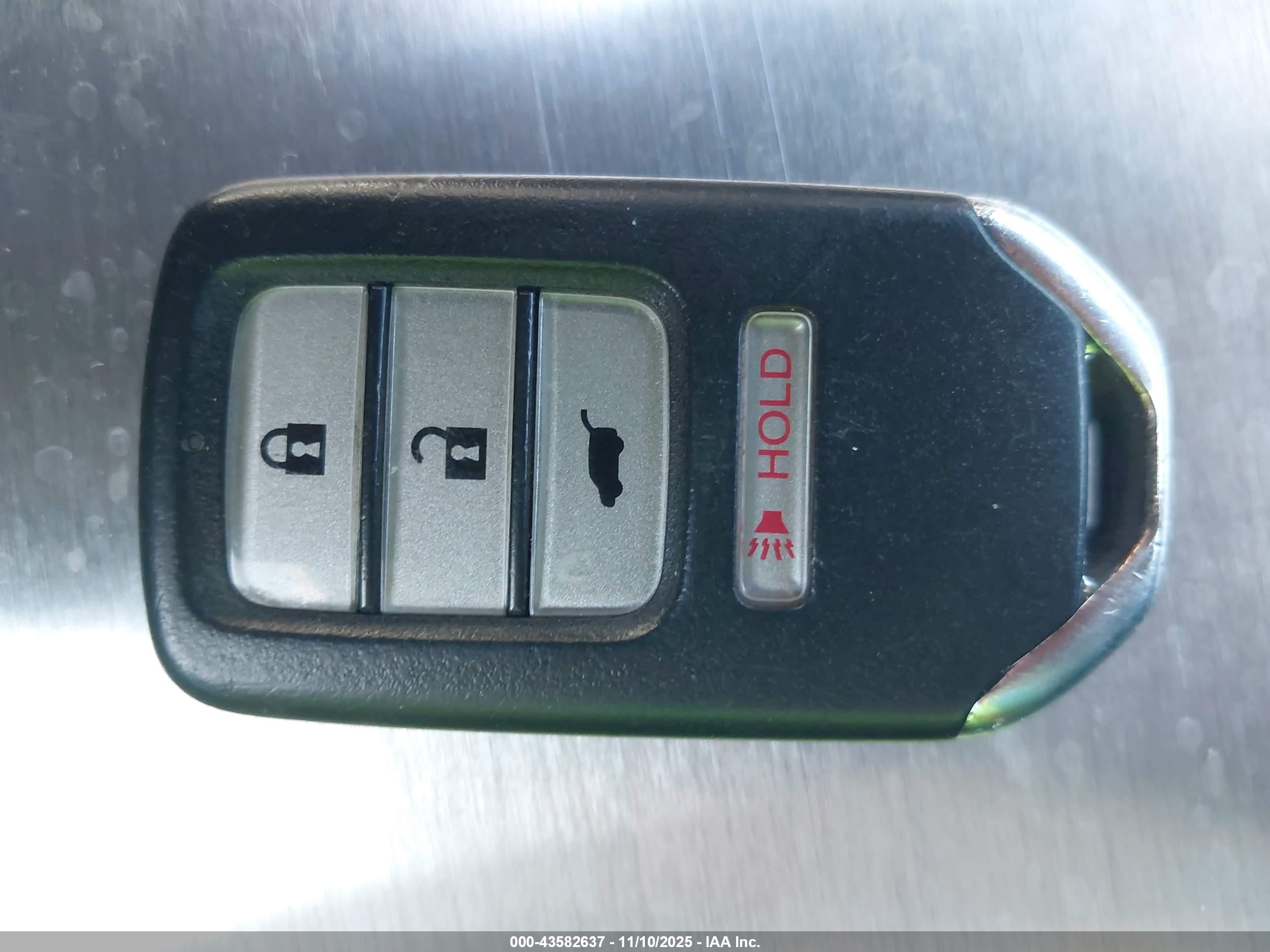 HONDA CR-V image 11
