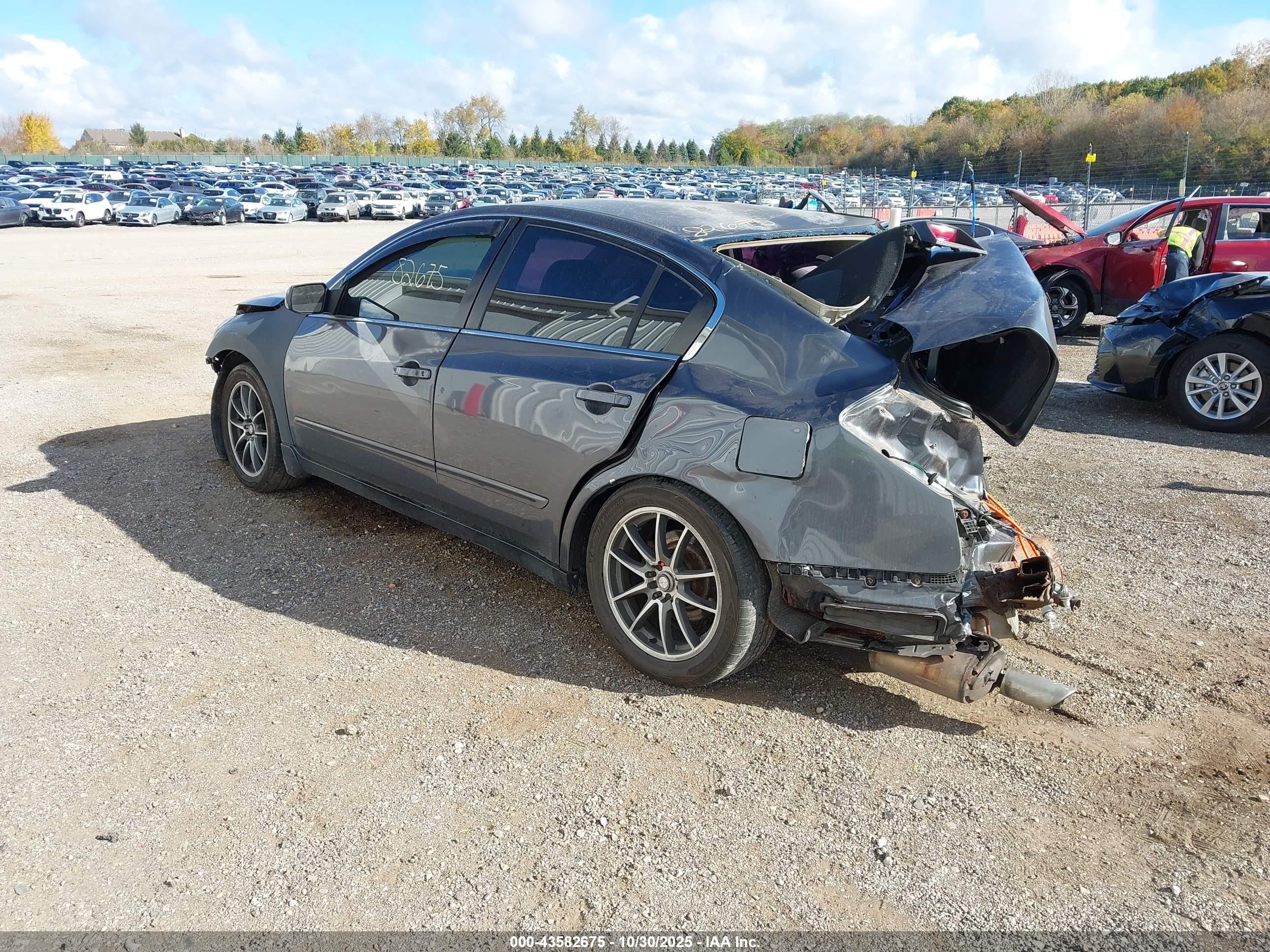 NISSAN ALTIMA image 3